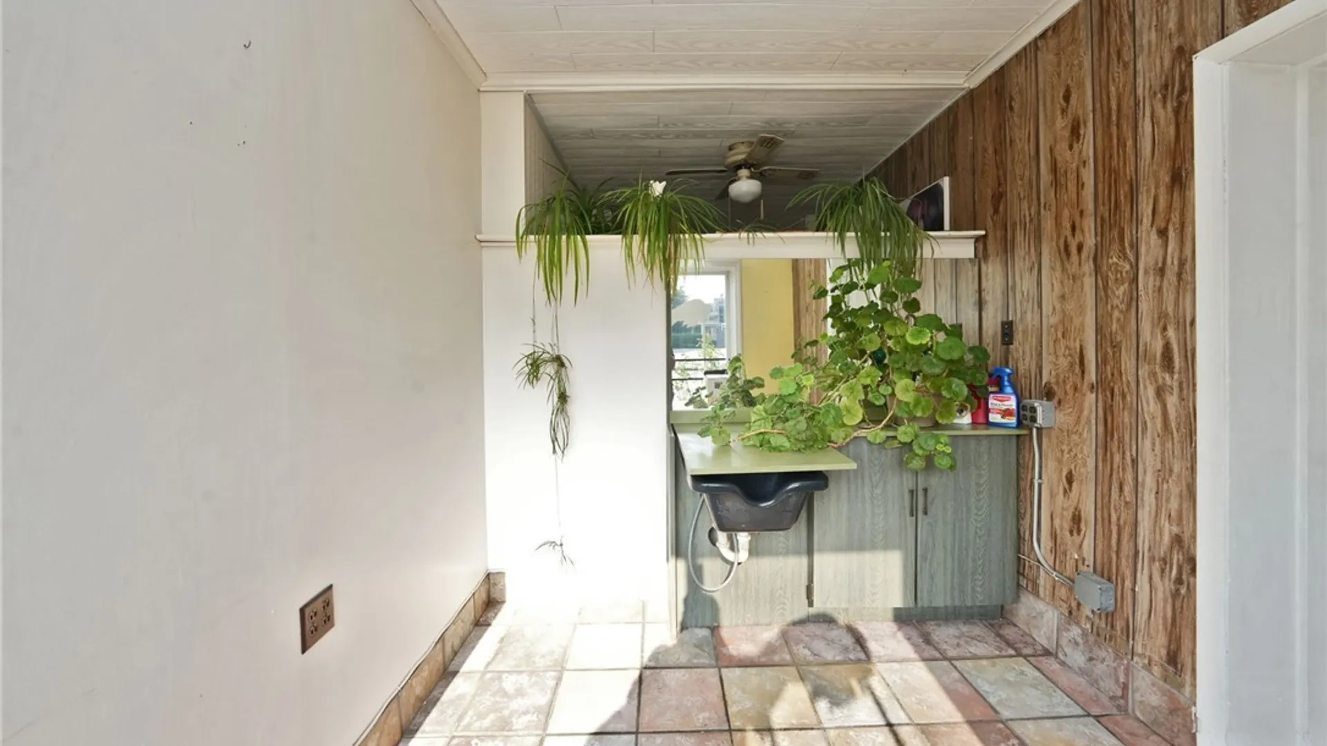 Property at 925 Abbott Road, Buffalo, NY 14220 18