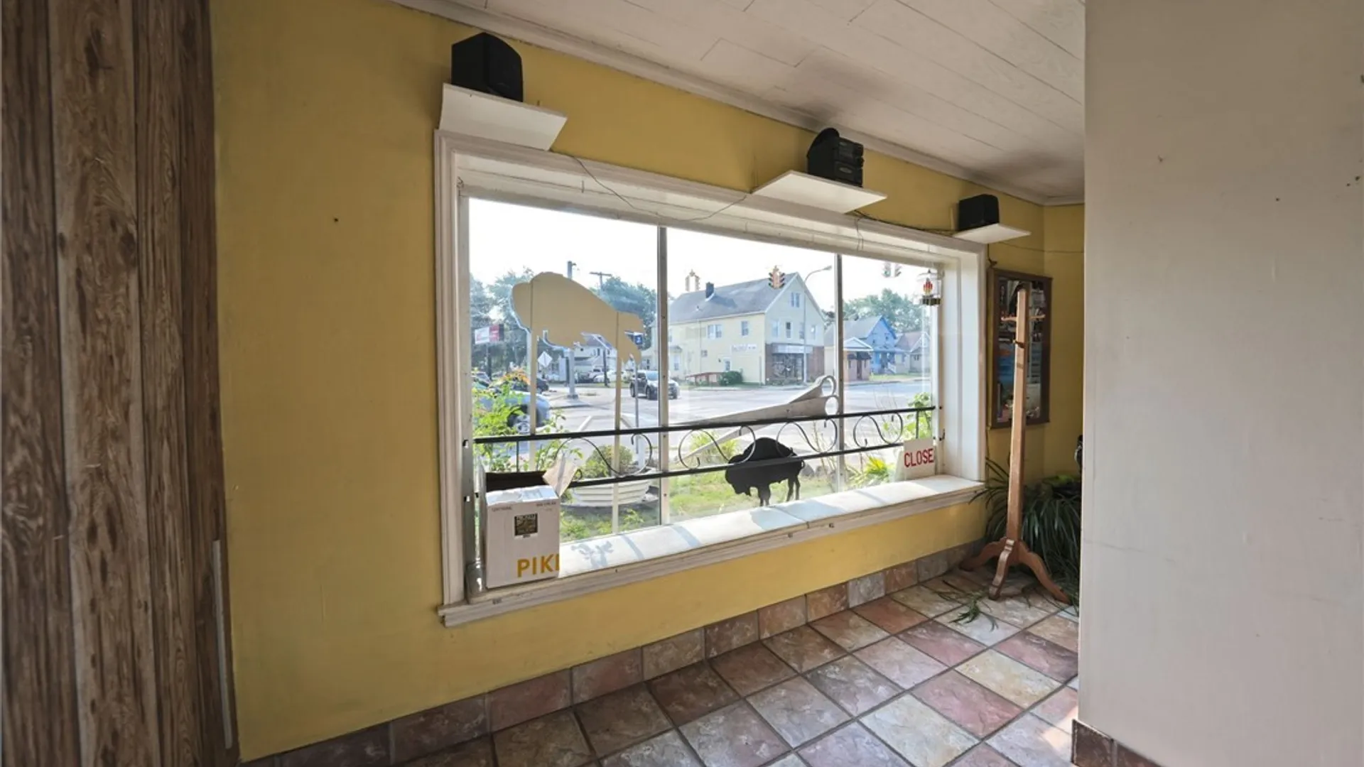 Property at 925 Abbott Road, Buffalo, NY 14220 20