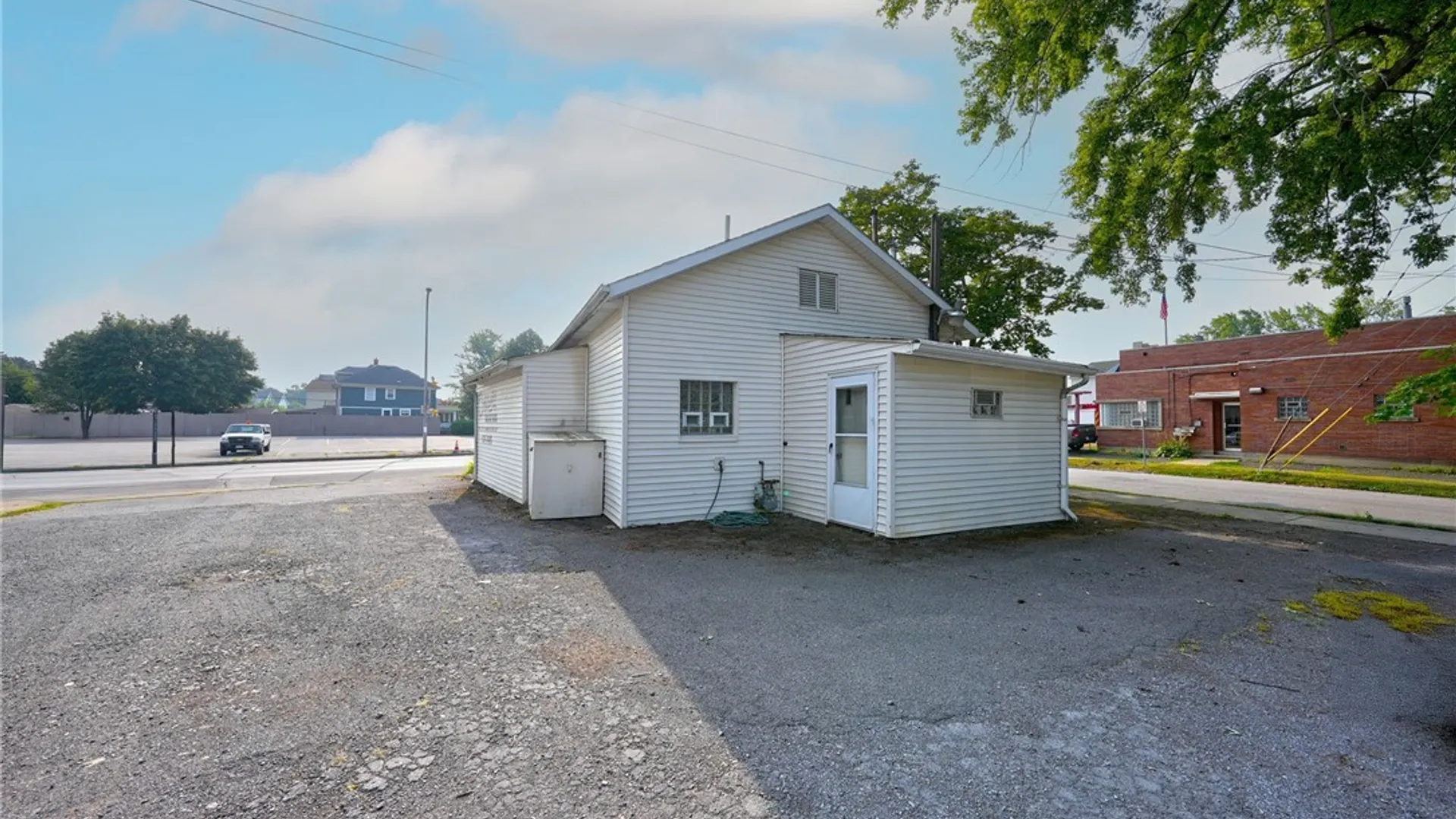 Property at 925 Abbott Road, Buffalo, NY 14220 28