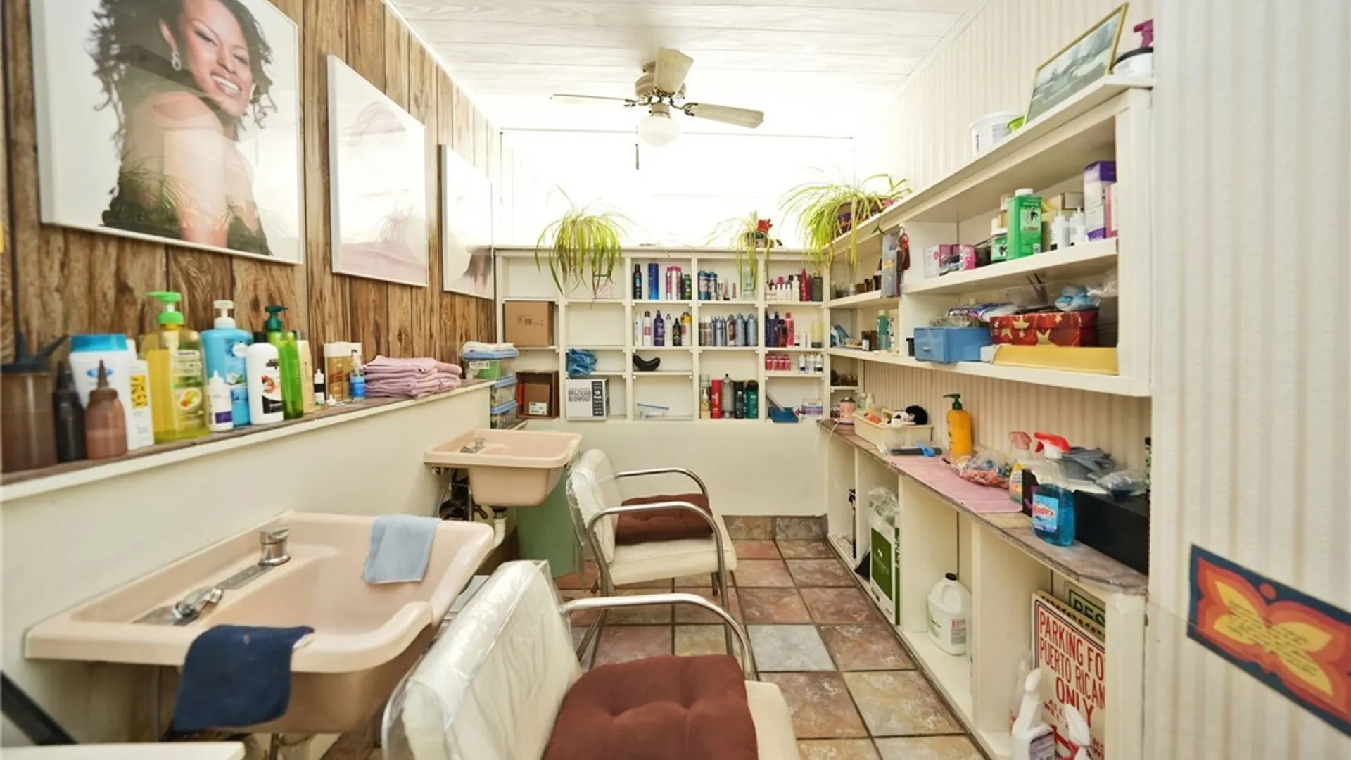 Property at 925 Abbott Road, Buffalo, NY 14220 3