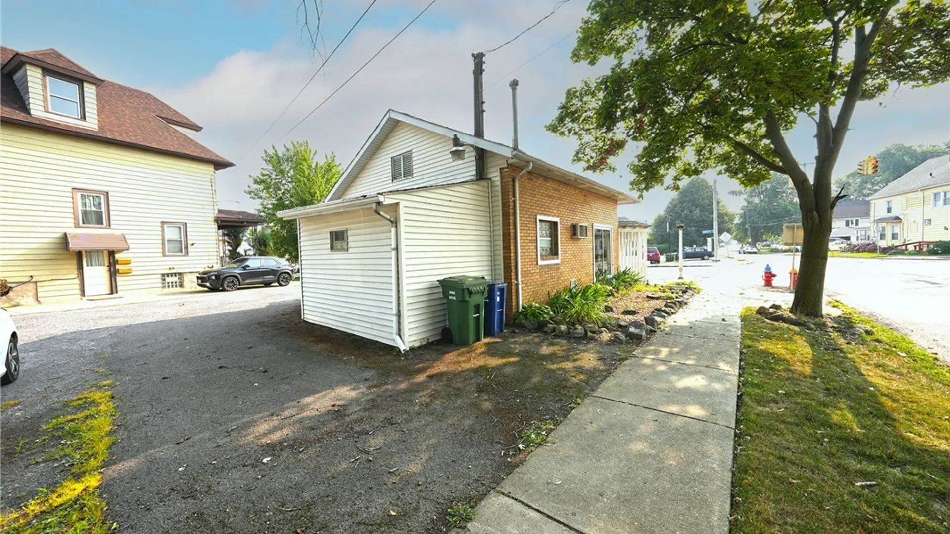 Property at 925 Abbott Road, Buffalo, NY 14220 30