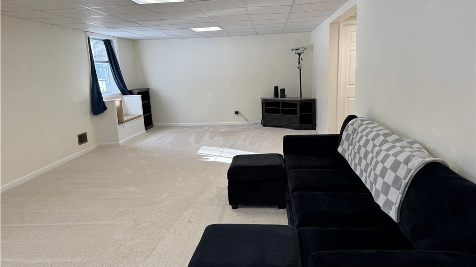 Property at 7 Homestead Avenue, Schroeppel, NY 13135 30