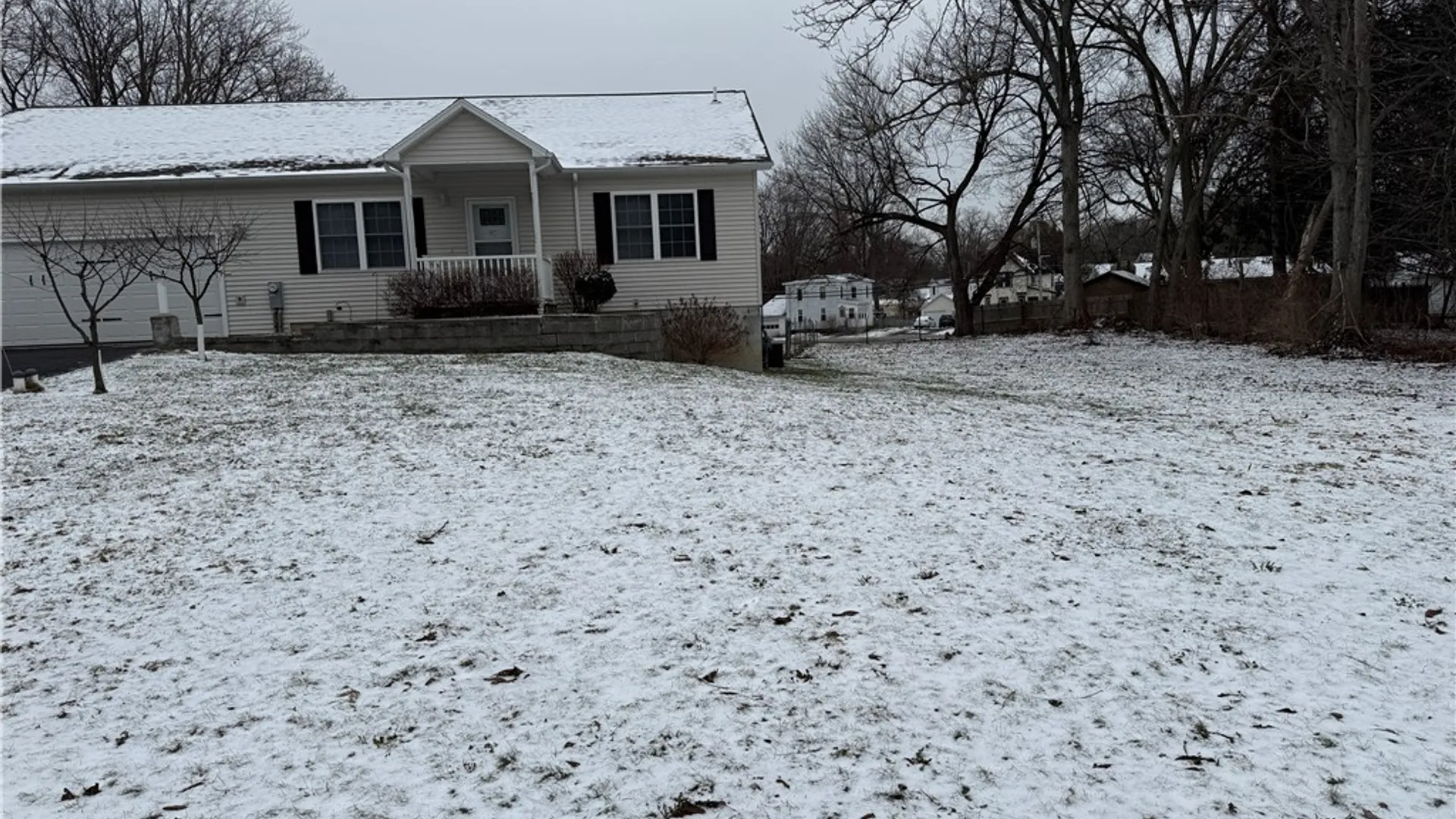 Property at 7 Homestead Avenue, Schroeppel, NY 13135 5