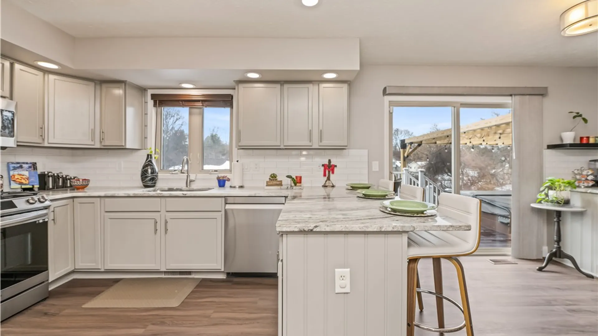 Property at 25 Sedgefield Court, Irondequoit, NY 14622 10