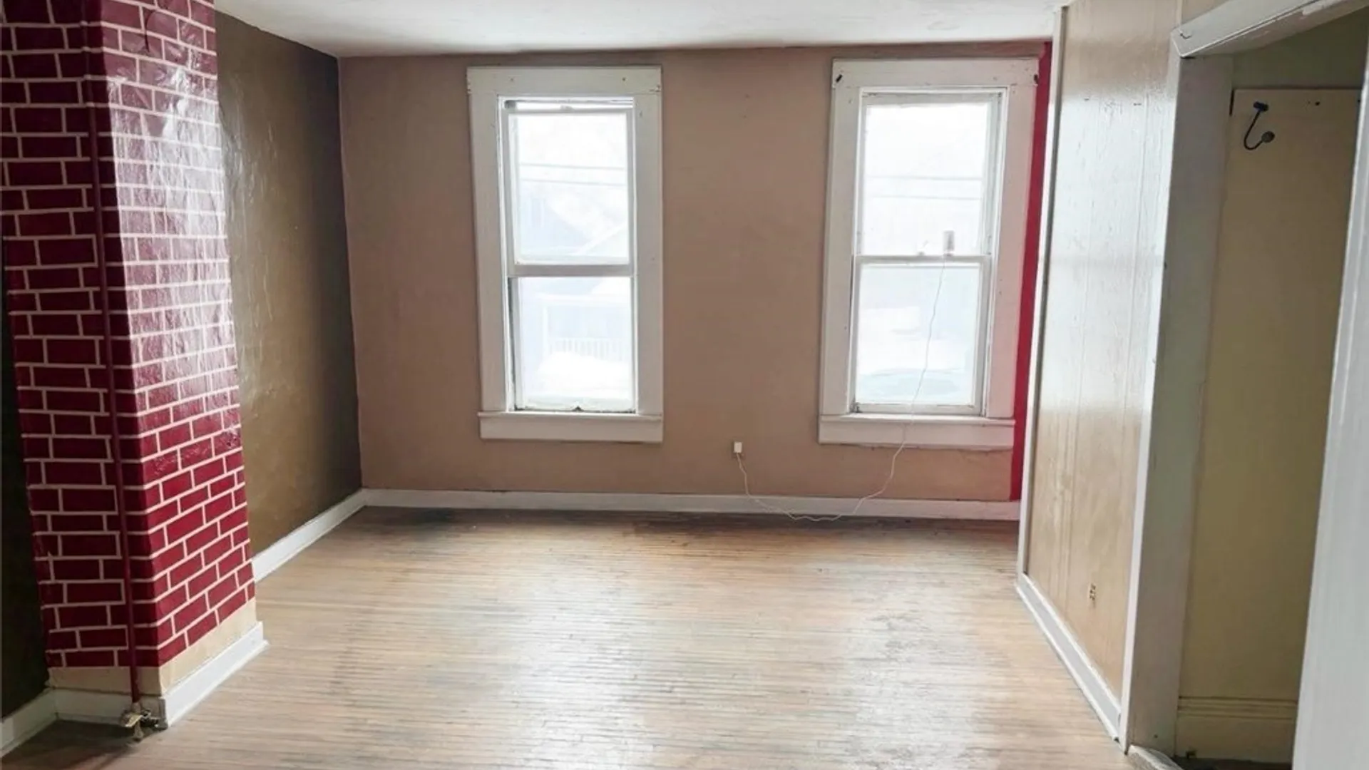 Property at 554 Perry Street, Buffalo, NY 14210 7