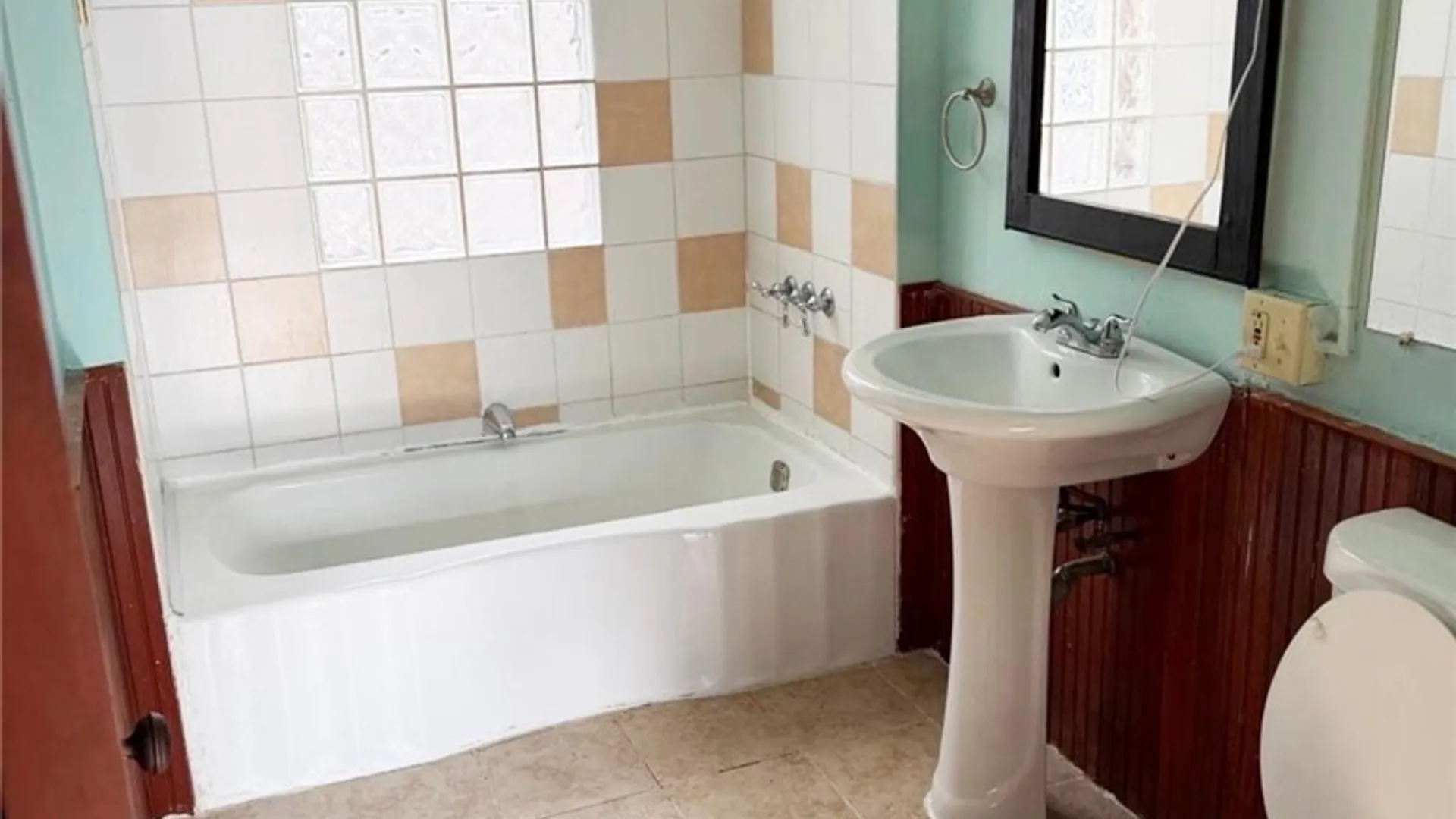 Property at 43 Countess Avenue, Buffalo, NY 14211 18