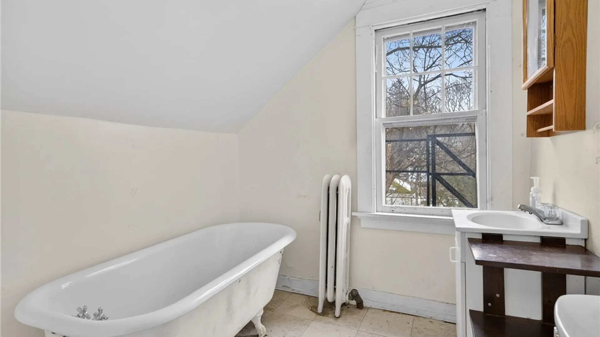 Property at 303-305 Wyckoff Avenue, Ithaca City, NY 14850 42