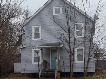 21 Elm, Hanover, NY 14136