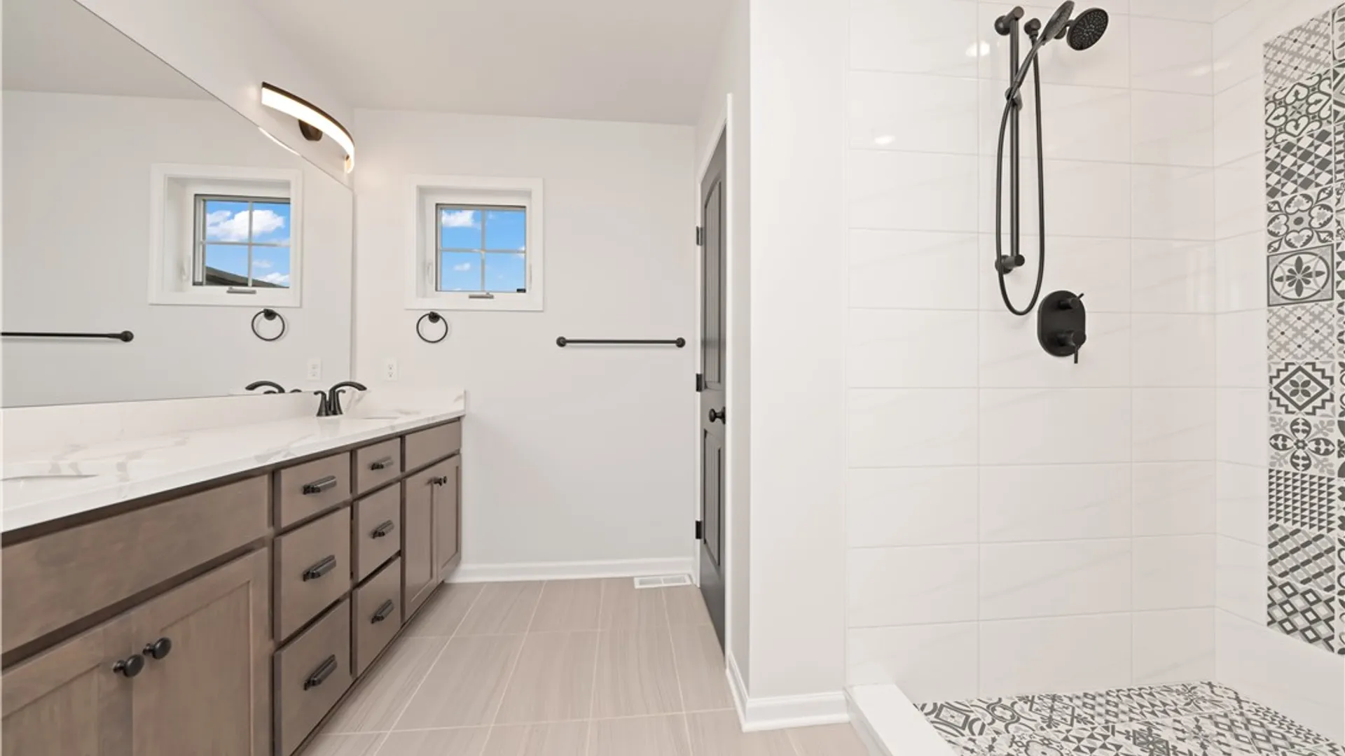 Property at 1009 Via Angelo Custode, Parma, NY 14468 18