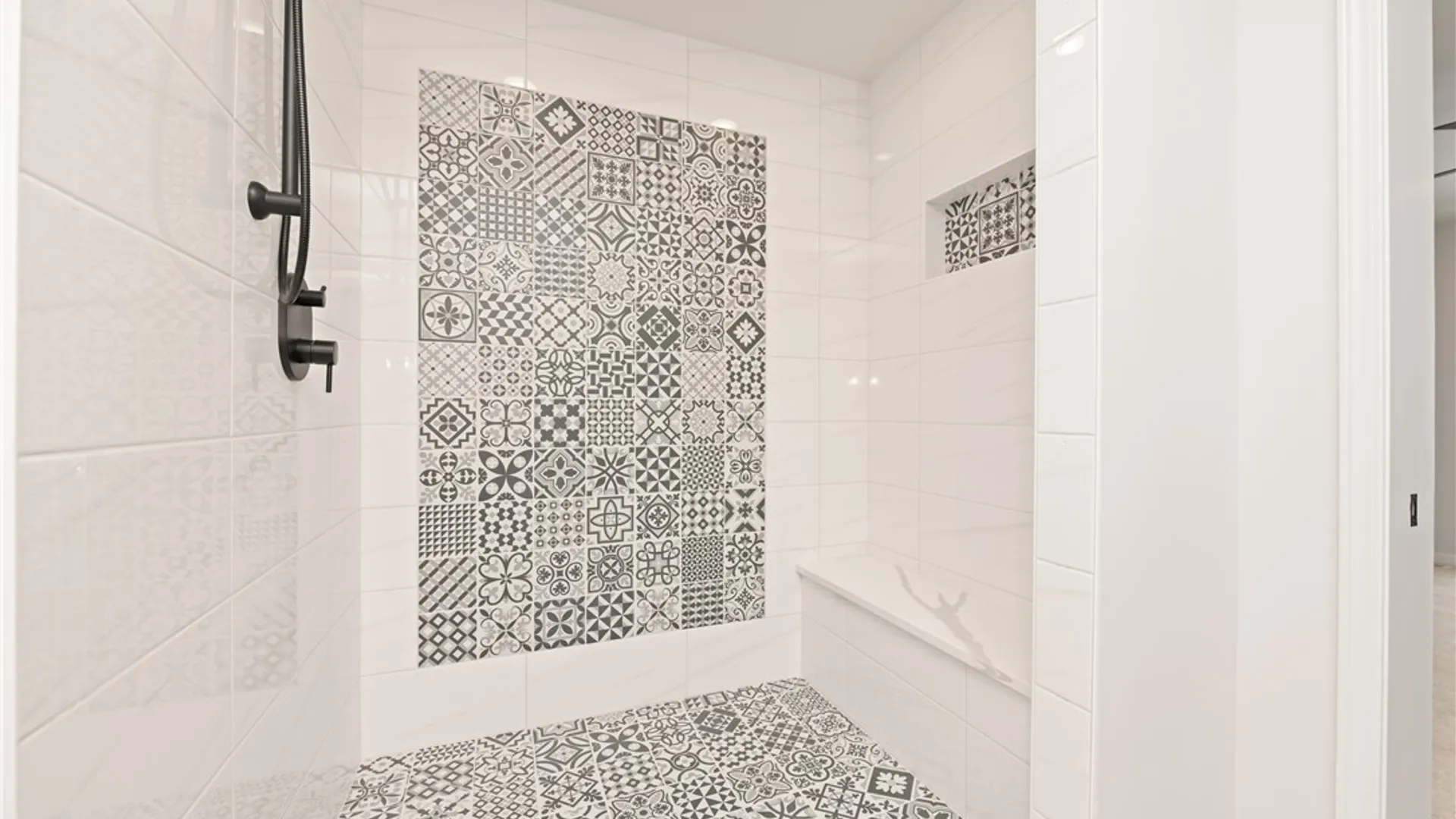 Property at 1009 Via Angelo Custode, Parma, NY 14468 19