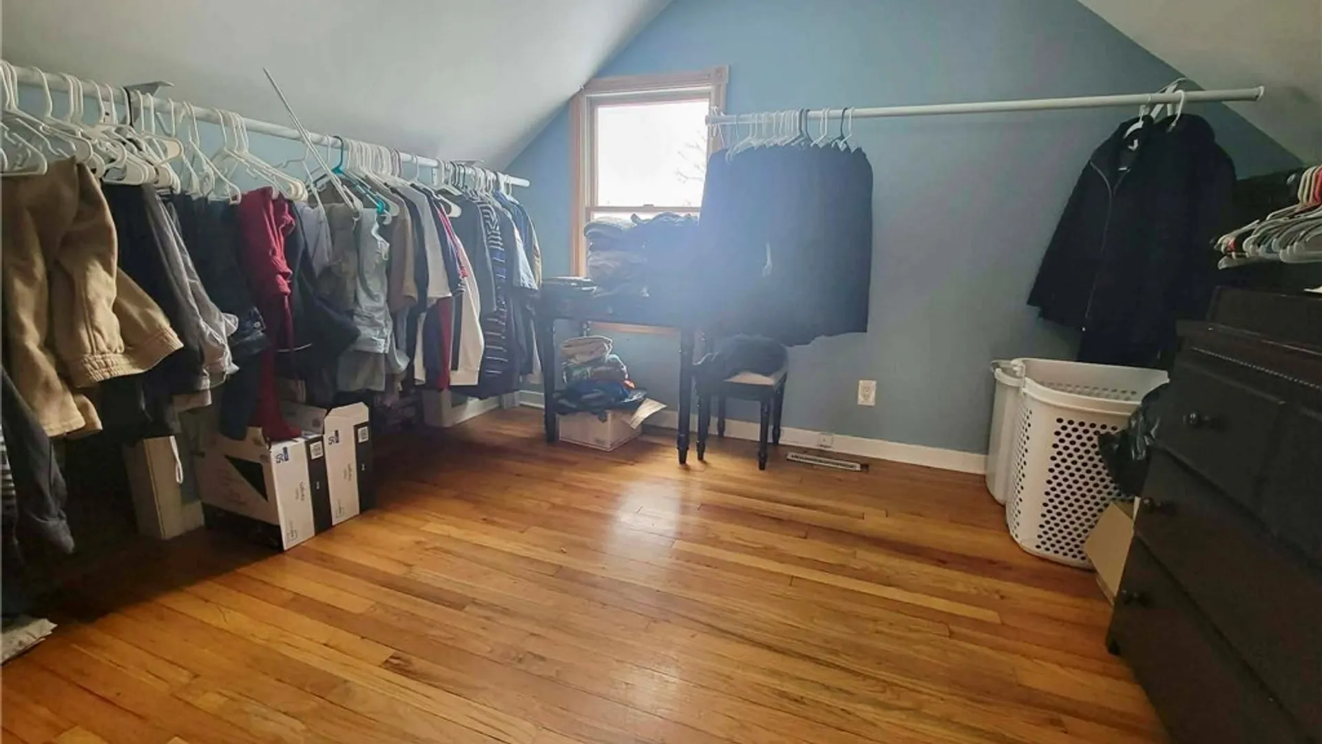 Property at 15 Woodlawn Avenue, Utica, NY 13501 10