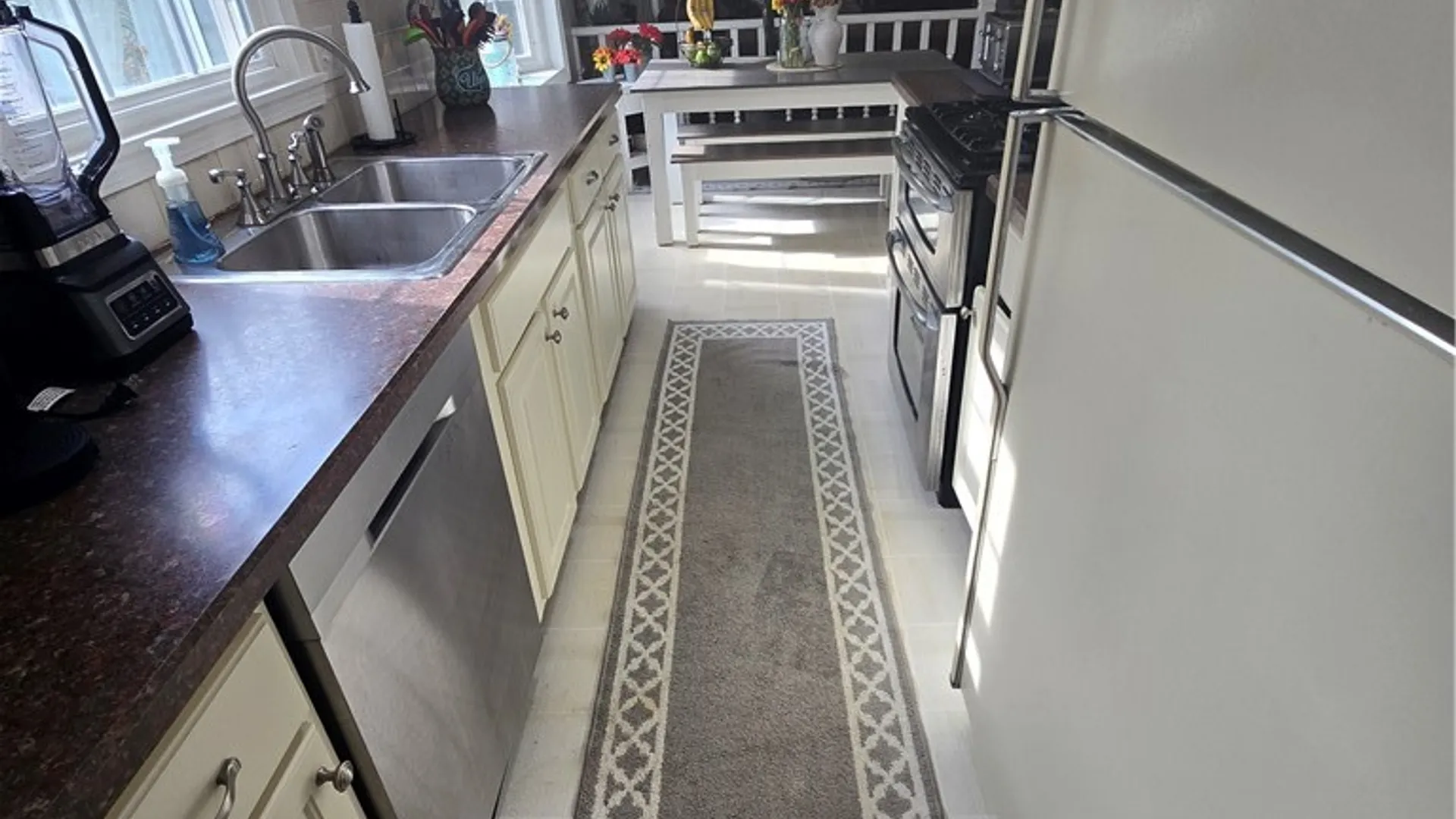 Property at 465 Rowley Road, Cheektowaga, NY 14043 6