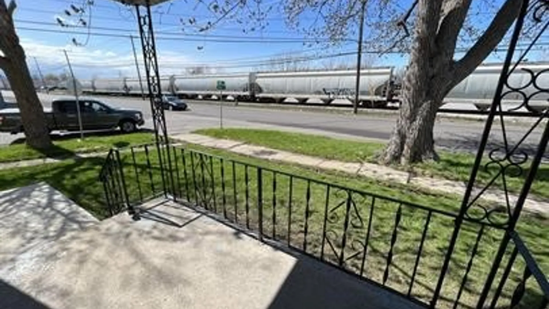 Property at 340 Park Avenue, Lockport City, NY 14094 4