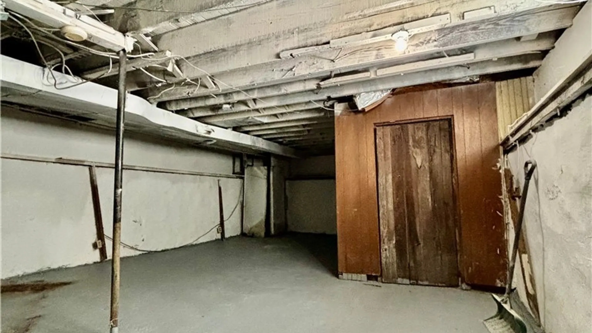 Property at 486 Leroy Avenue, Buffalo, NY 14215 29