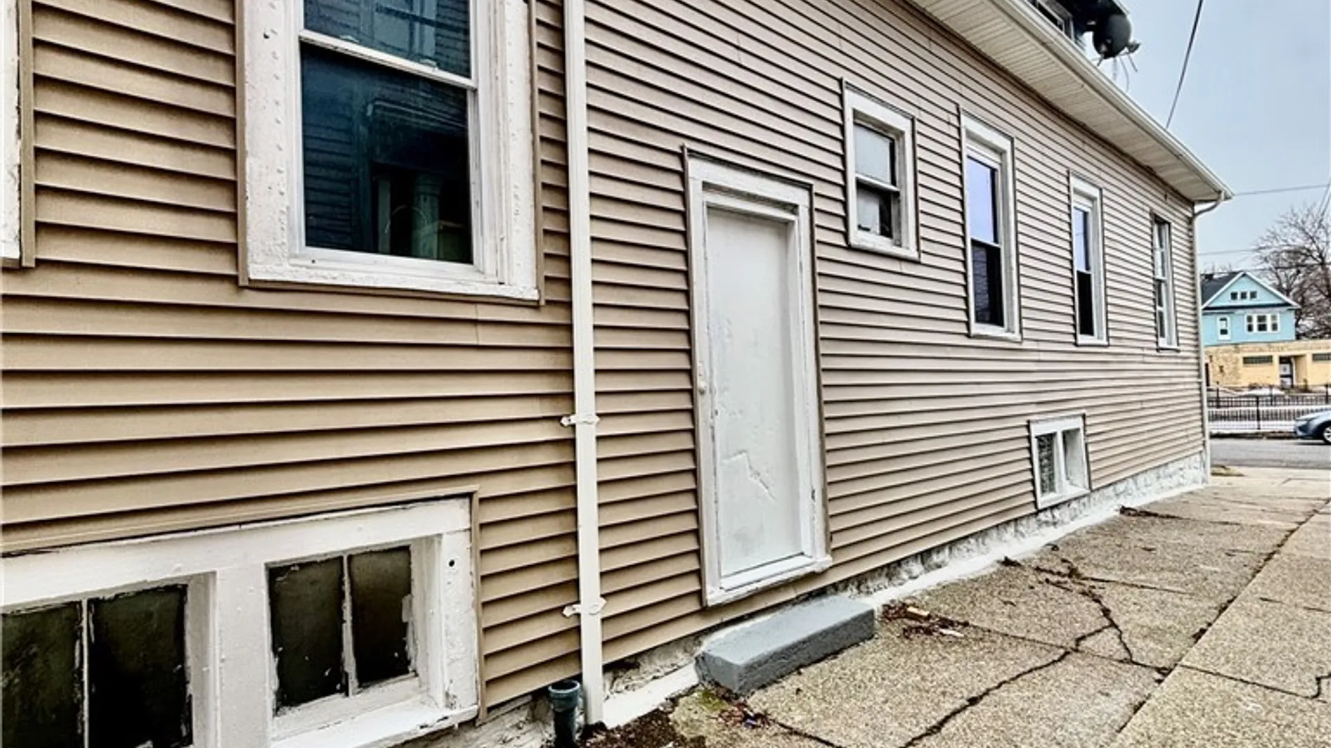 Property at 486 Leroy Avenue, Buffalo, NY 14215 34