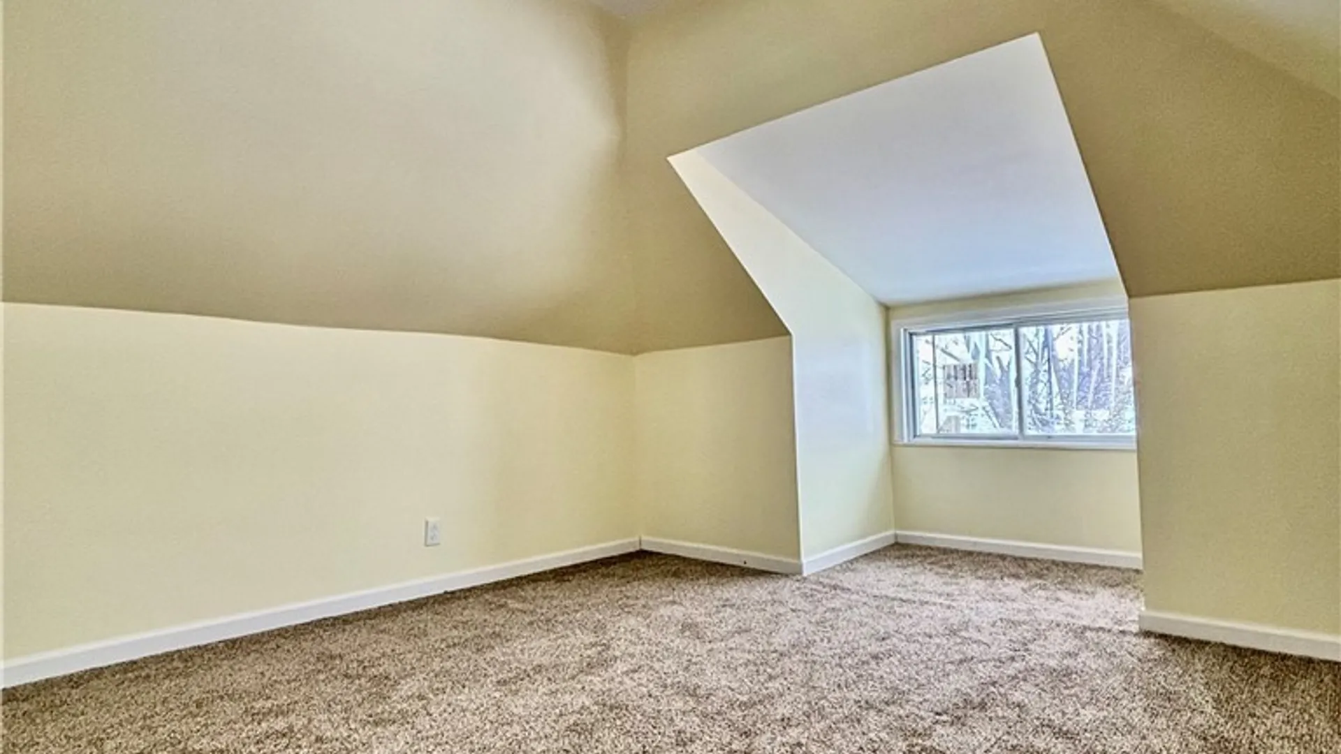 Property at 486 Leroy Avenue, Buffalo, NY 14215 5