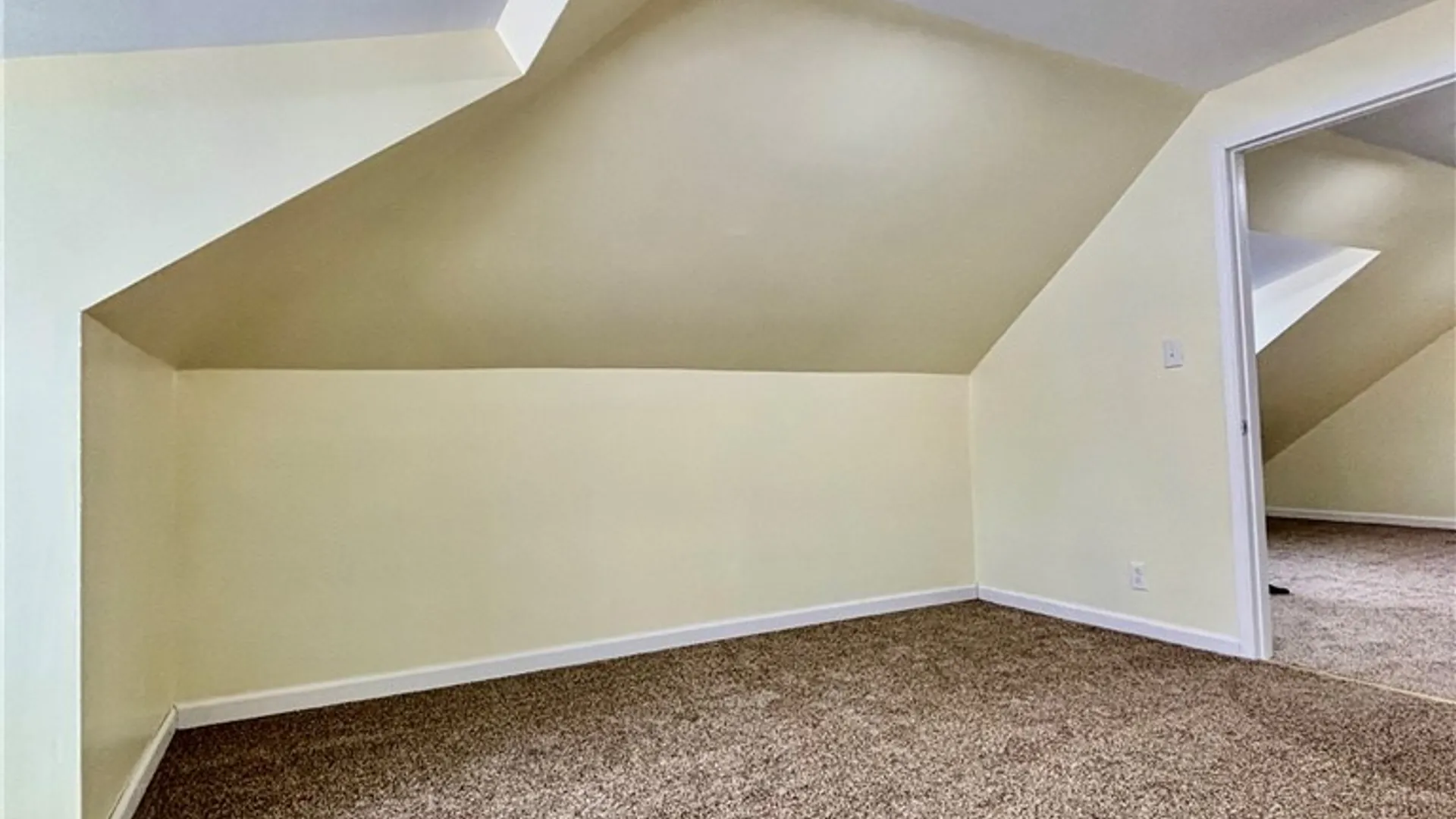 Property at 486 Leroy Avenue, Buffalo, NY 14215 6