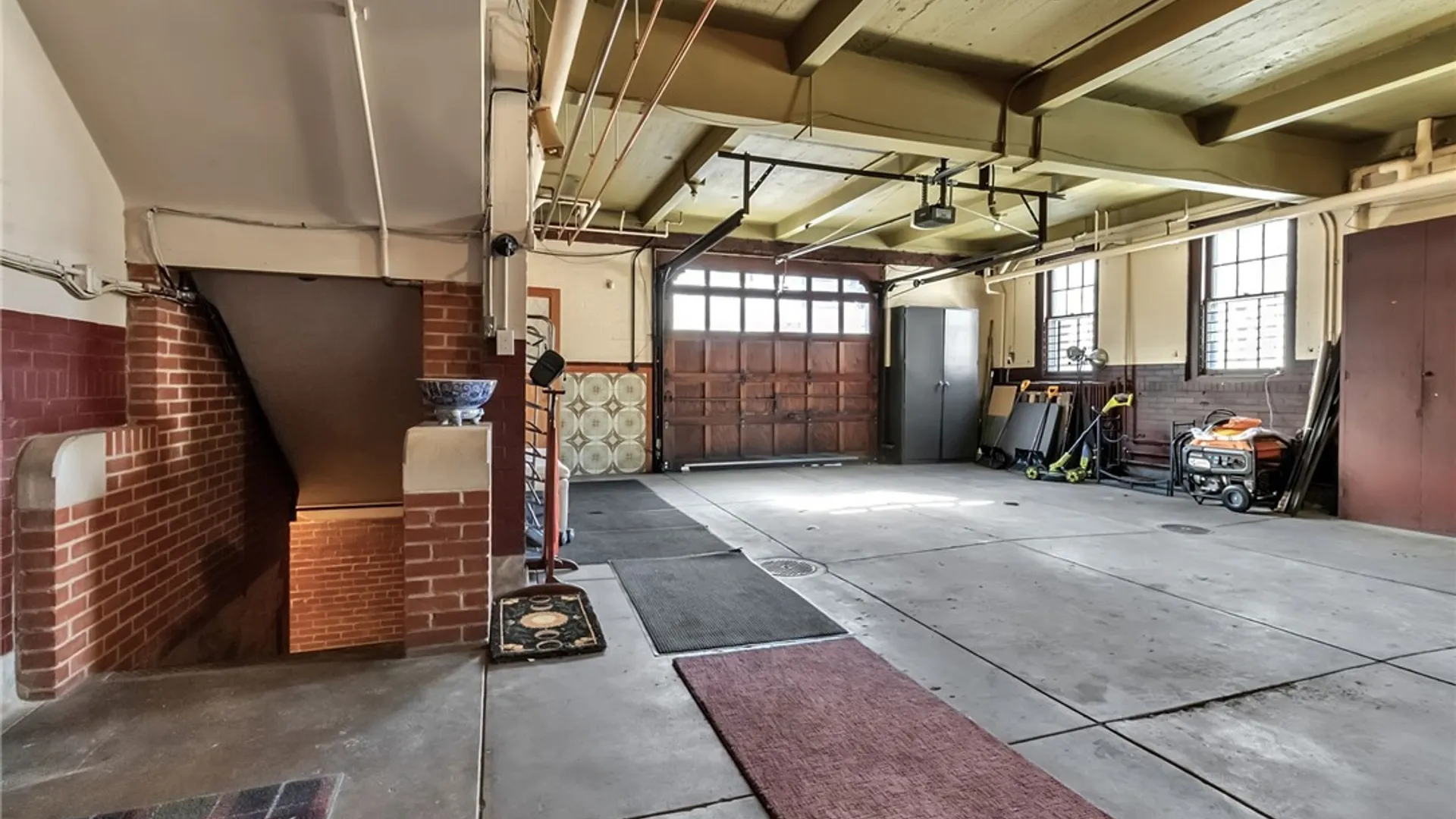 Property at 21 Mayfair Lane, Buffalo, NY 14201 37