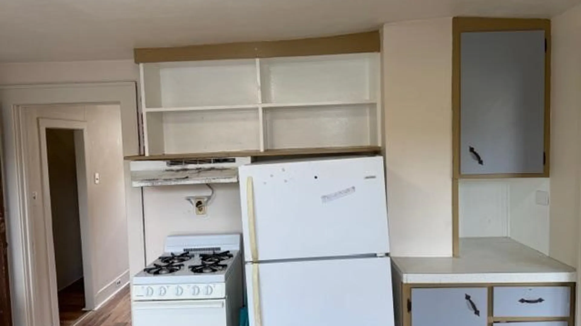 Property at 327 Robinson Street, Syracuse, NY 13203 22