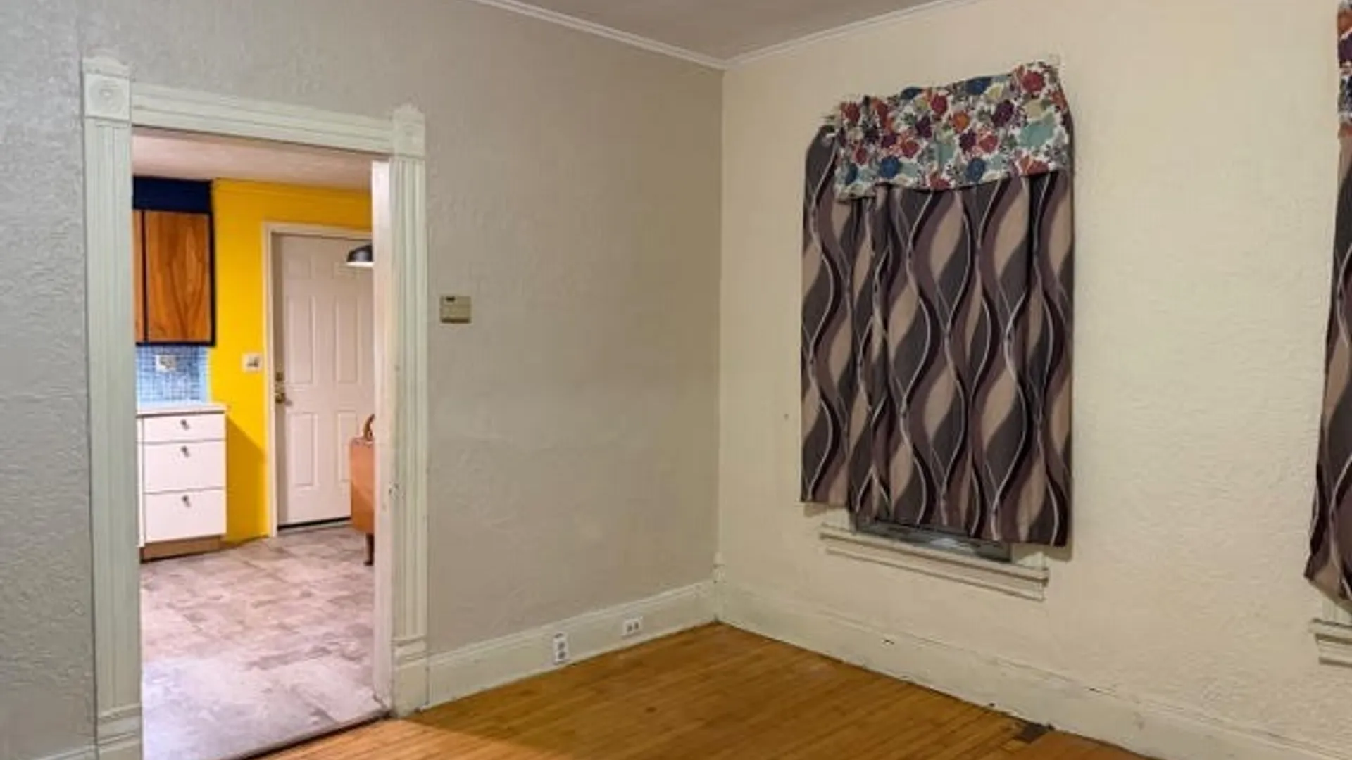 Property at 327 Robinson Street, Syracuse, NY 13203 4