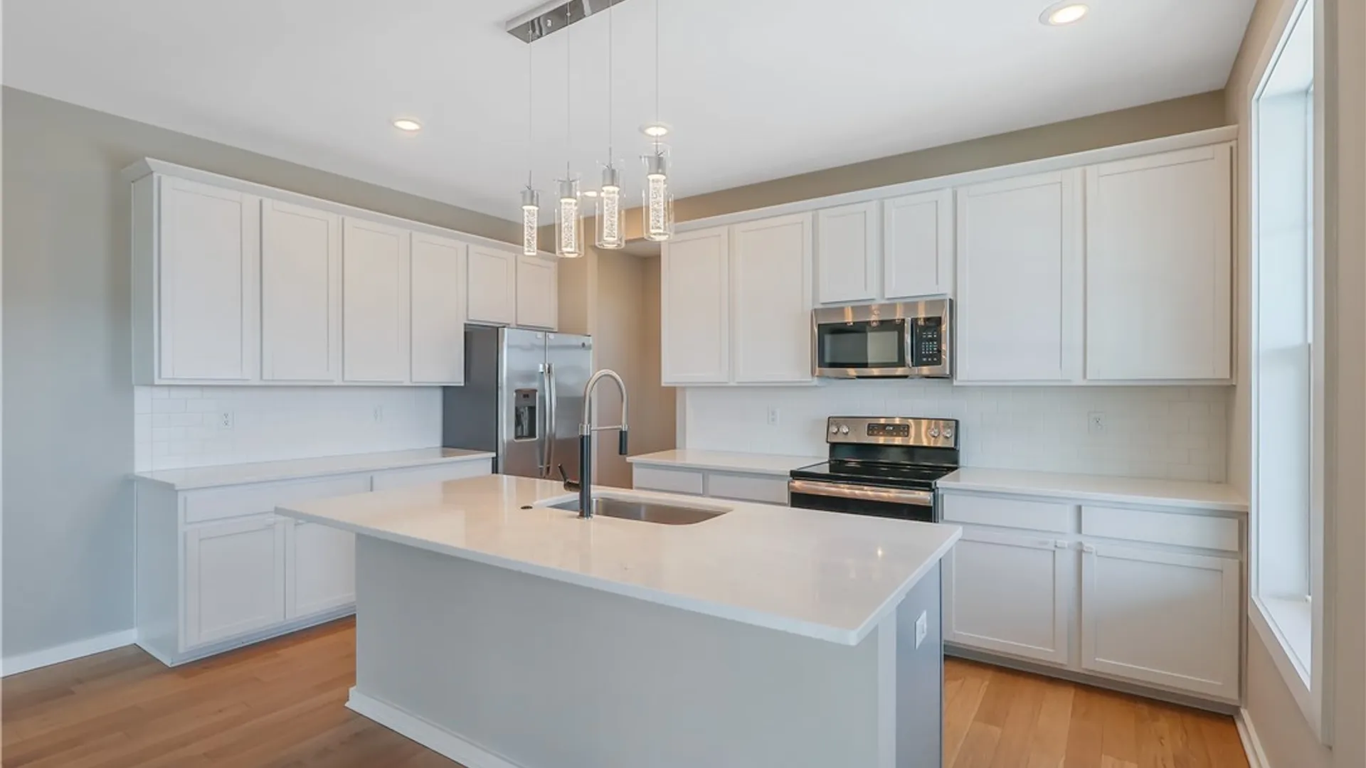 Property at 5506 Rolling Meadows Way, Camillus, NY 13031 17