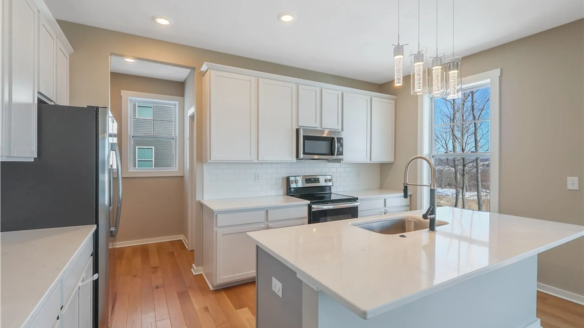 Property at 5506 Rolling Meadows Way, Camillus, NY 13031 18