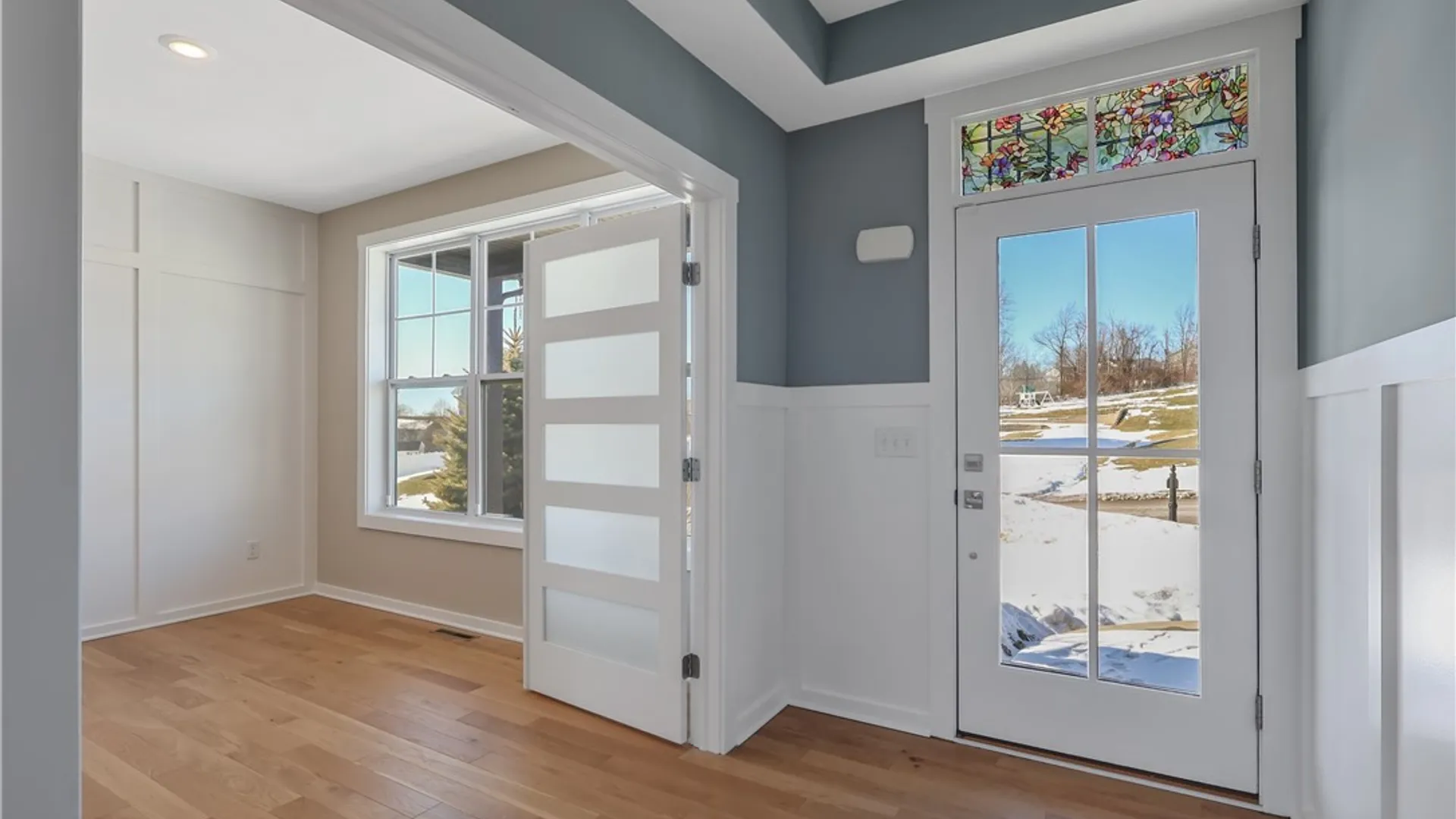 Property at 5506 Rolling Meadows Way, Camillus, NY 13031 2