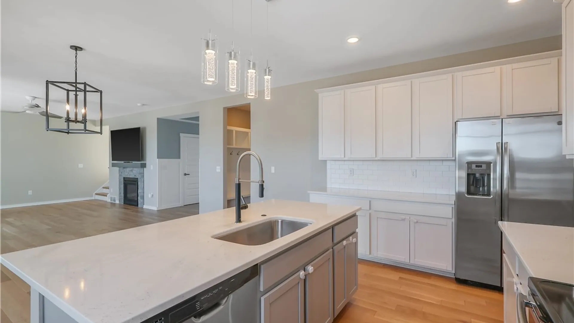 Property at 5506 Rolling Meadows Way, Camillus, NY 13031 20