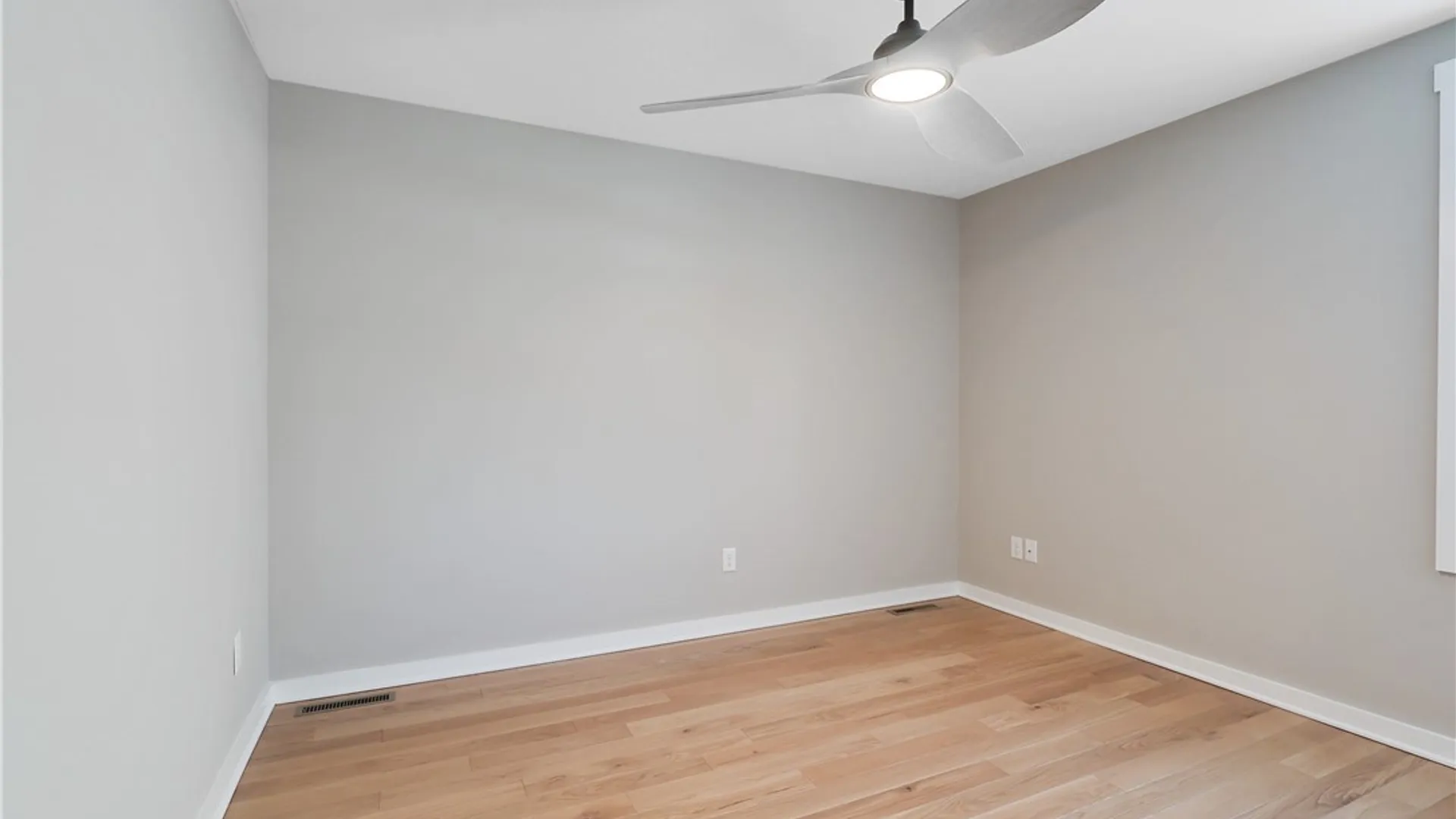 Property at 5506 Rolling Meadows Way, Camillus, NY 13031 28