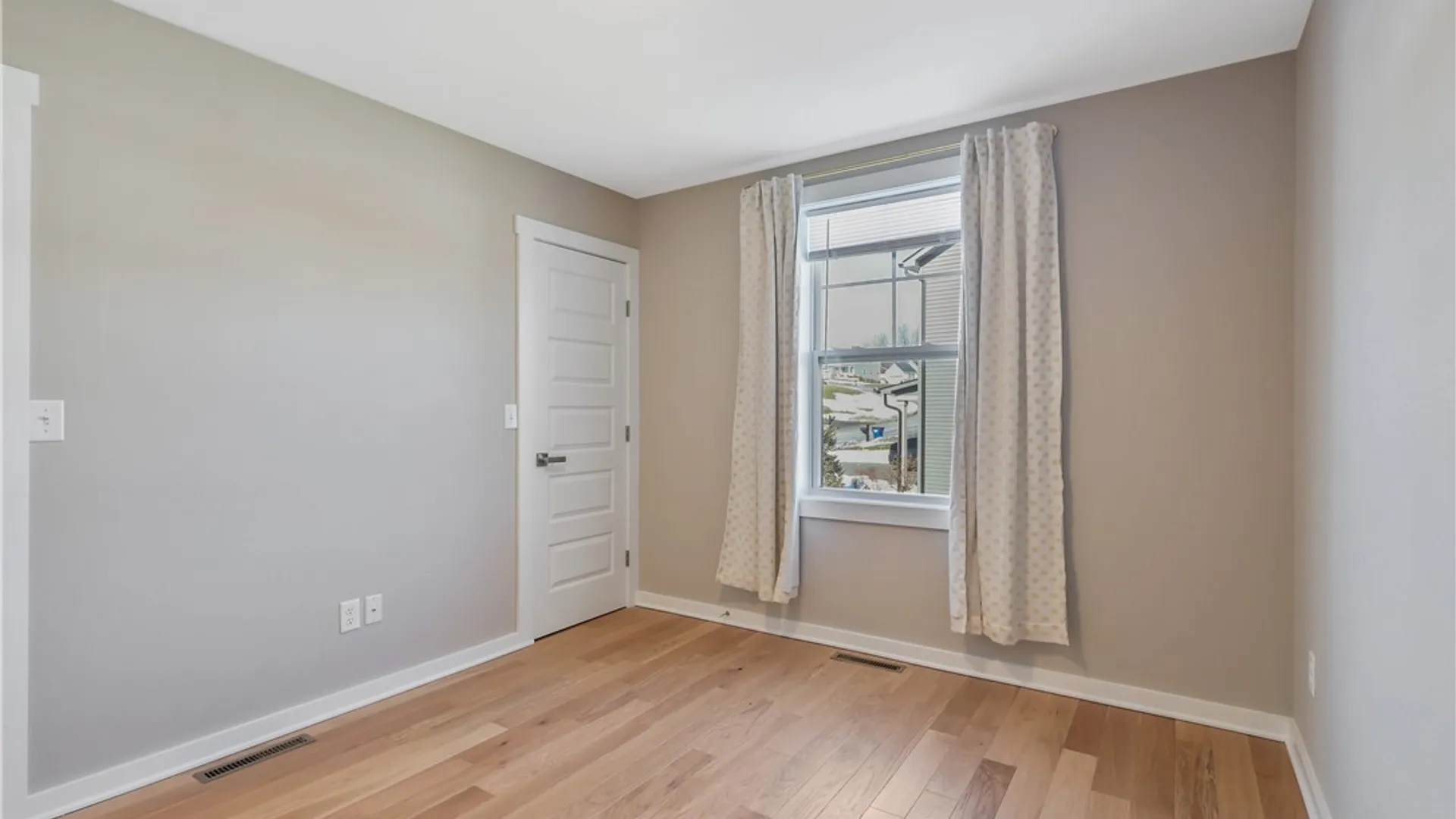 Property at 5506 Rolling Meadows Way, Camillus, NY 13031 29