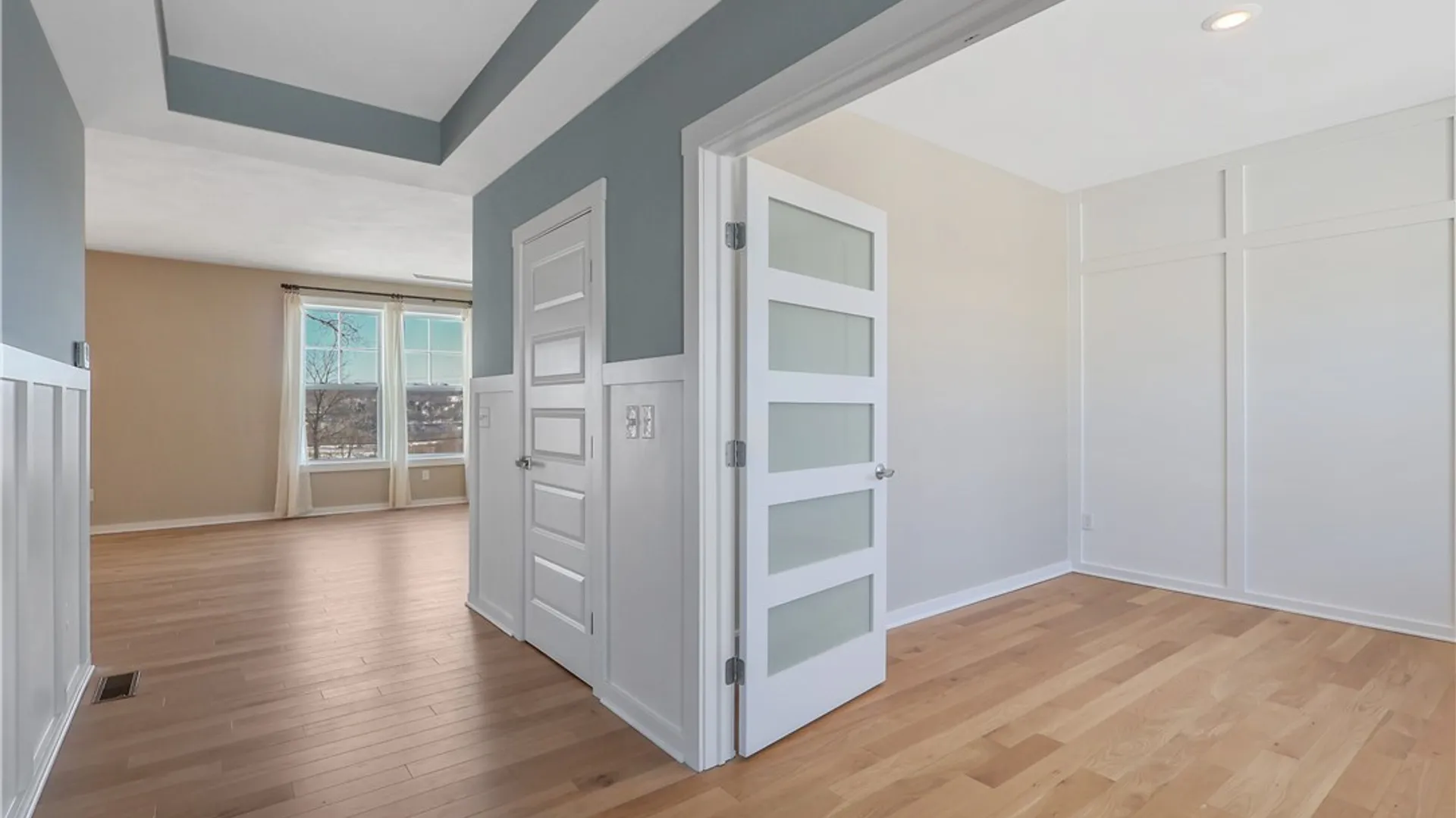 Property at 5506 Rolling Meadows Way, Camillus, NY 13031 3