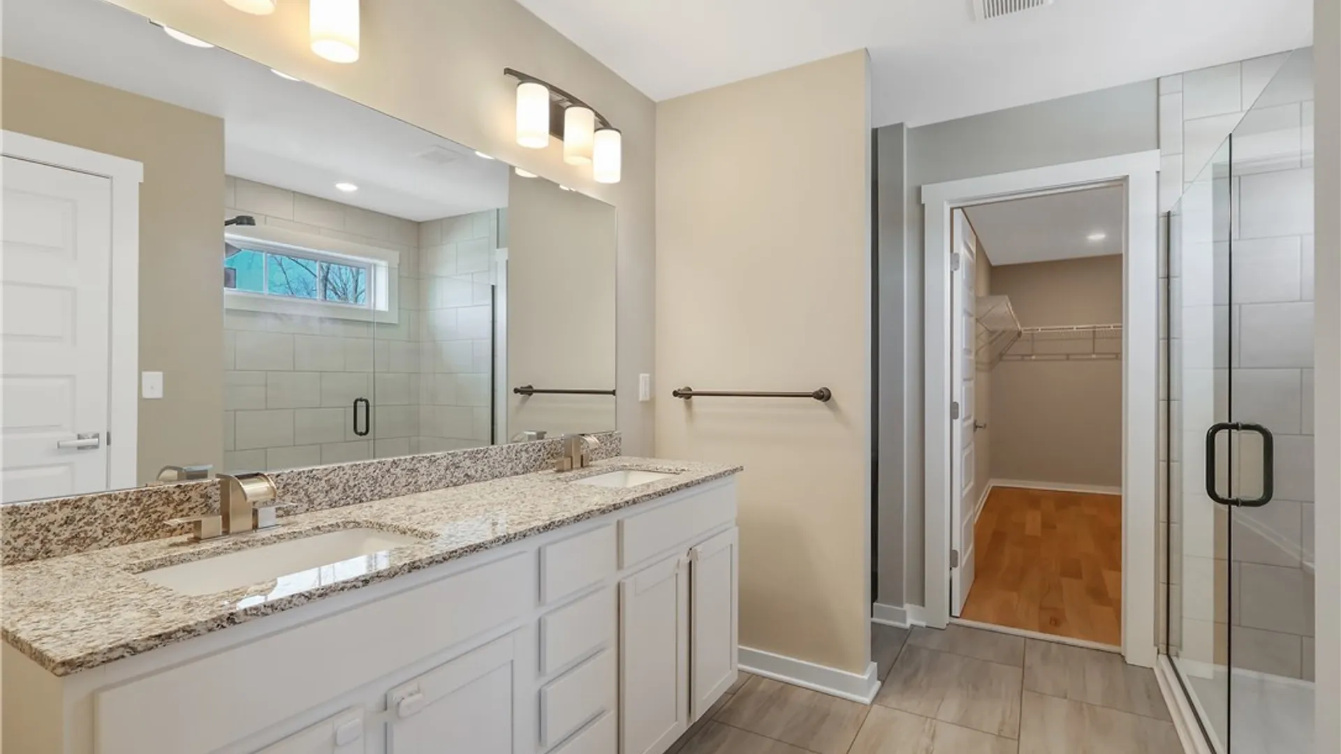 Property at 5506 Rolling Meadows Way, Camillus, NY 13031 34