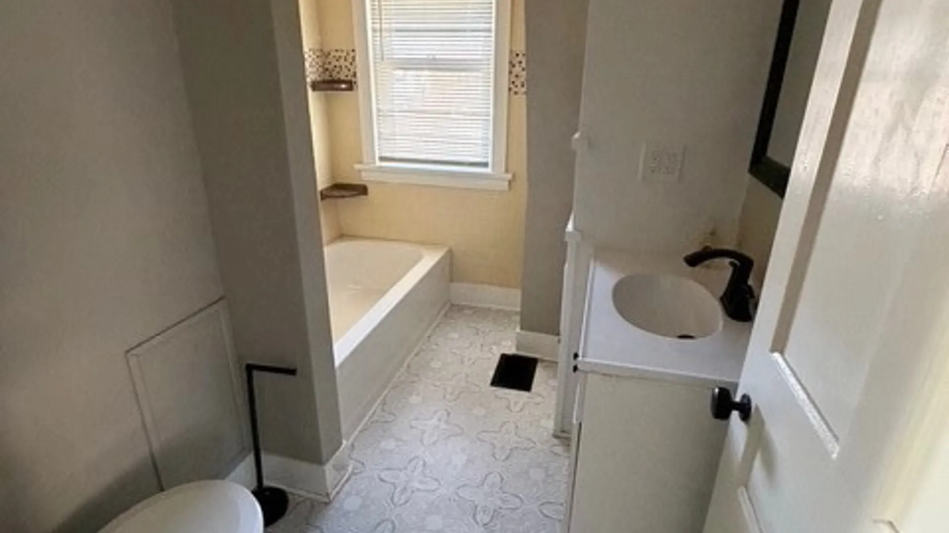 Property at 225 E Colvin Street, Syracuse, NY 13205 22