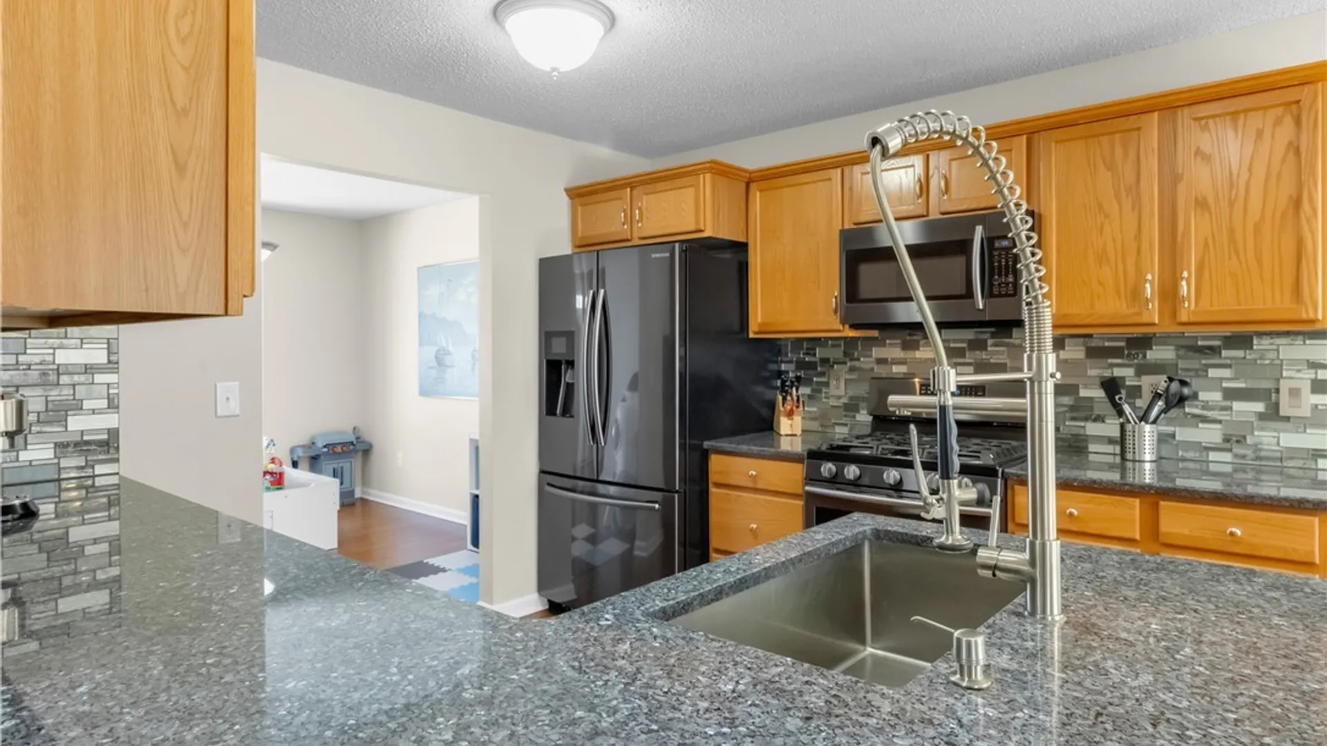 Property at 6464 White Oak, Hamburg, NY 14085 13