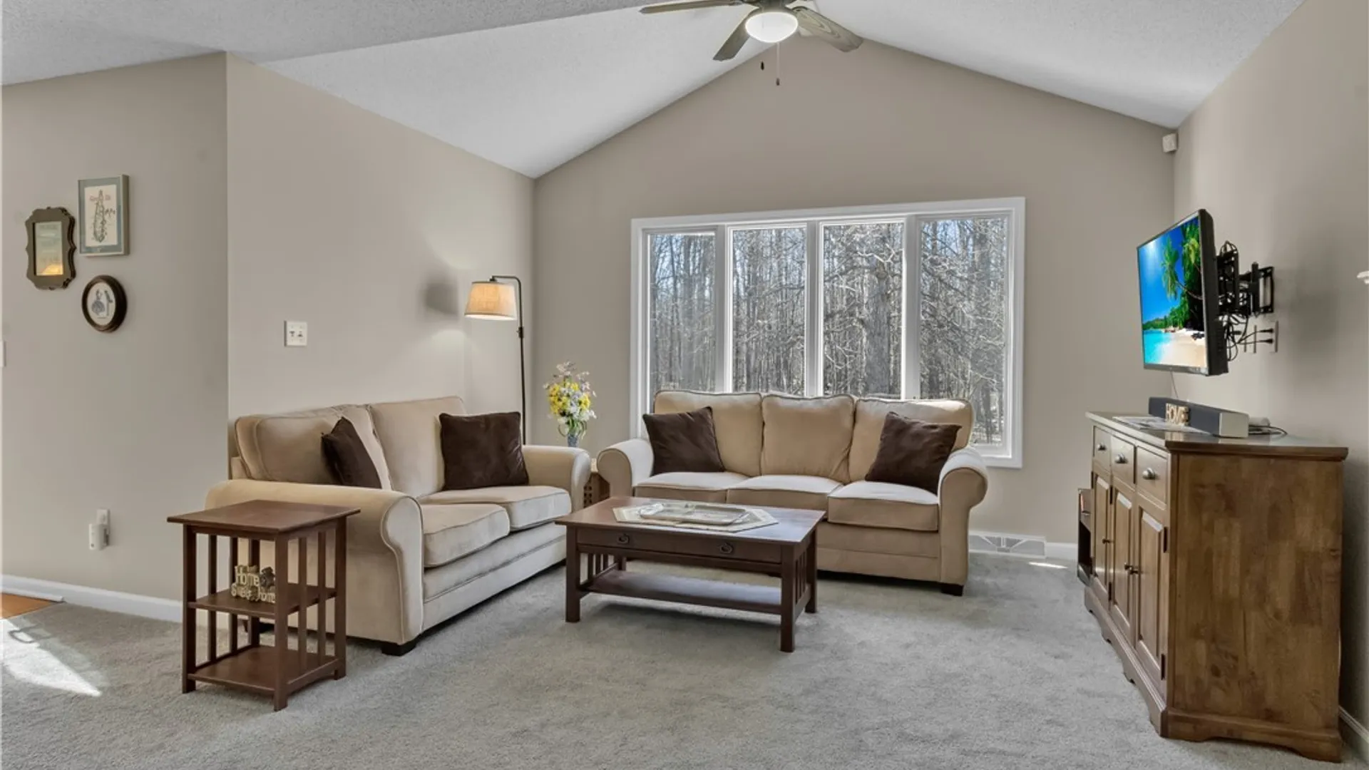 Property at 6464 White Oak, Hamburg, NY 14085 22