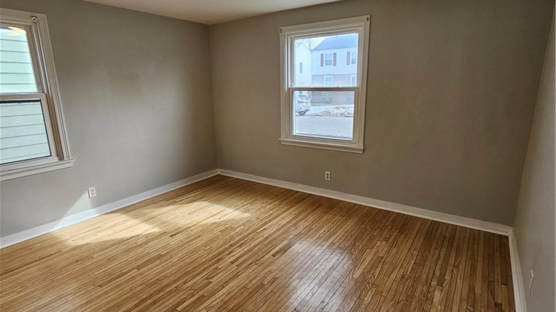 Property at 42 Layton Avenue, Amherst, NY 14226 14