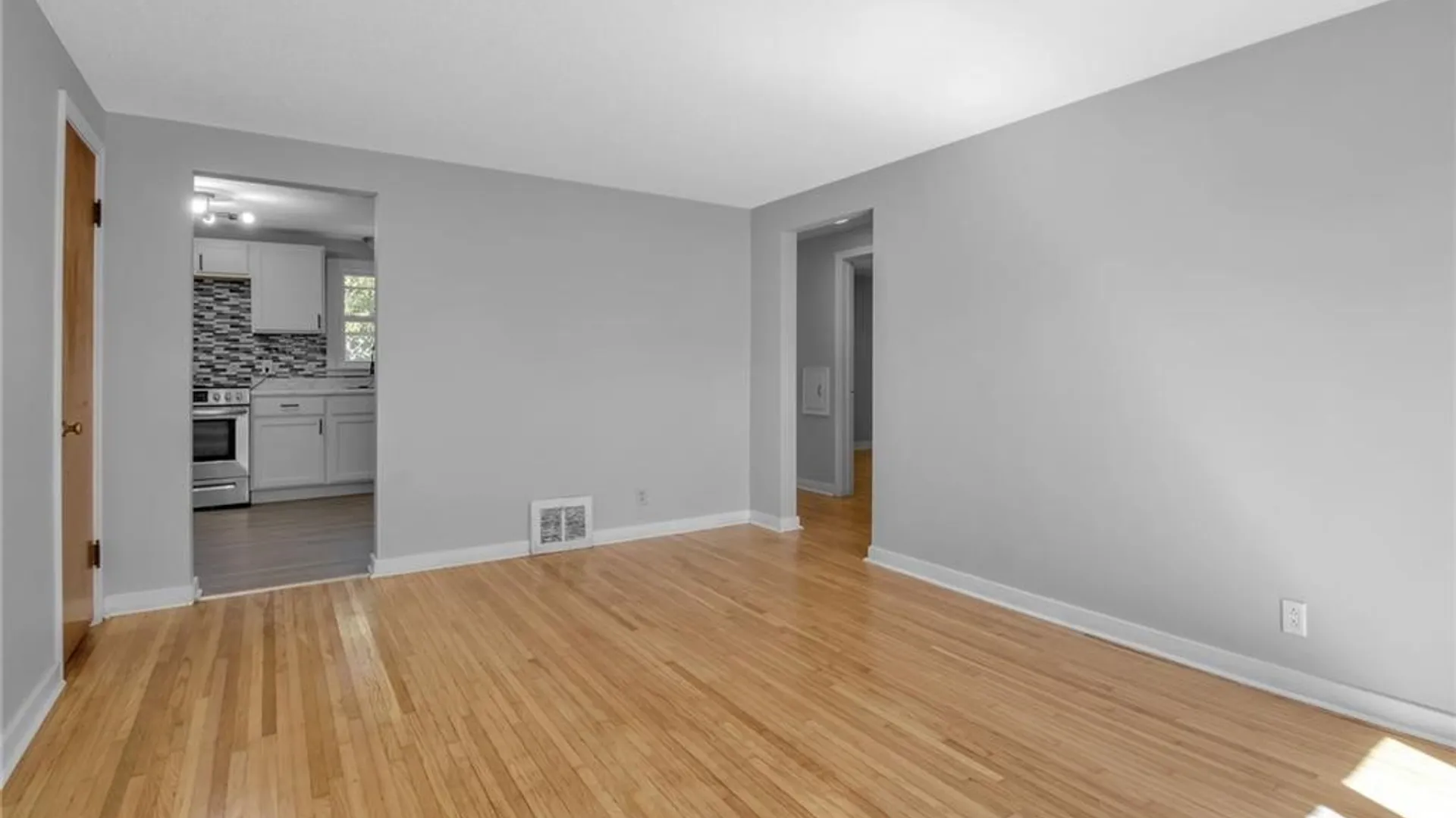 Property at 42 Layton Avenue, Amherst, NY 14226 5