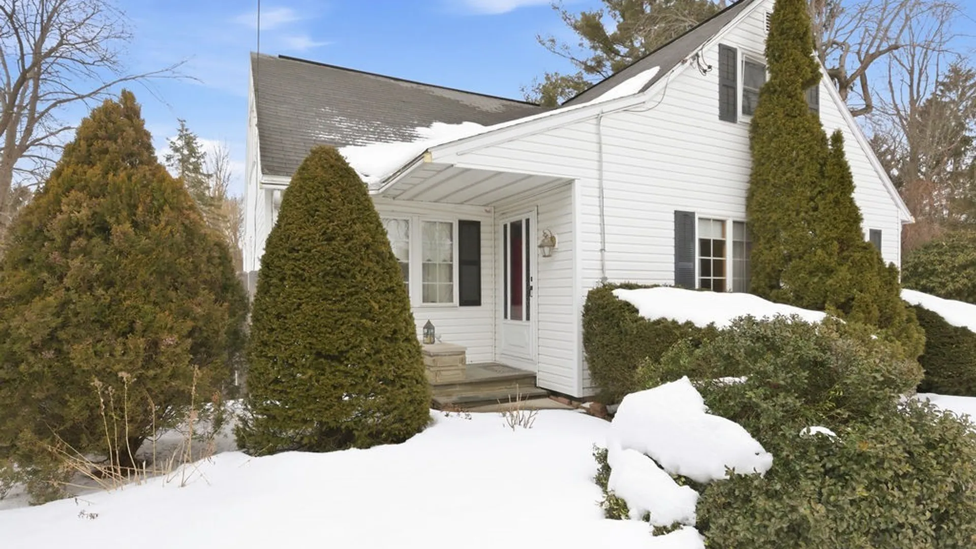 Property at 7 Trelign Drive, Cicero, NY 13212 42