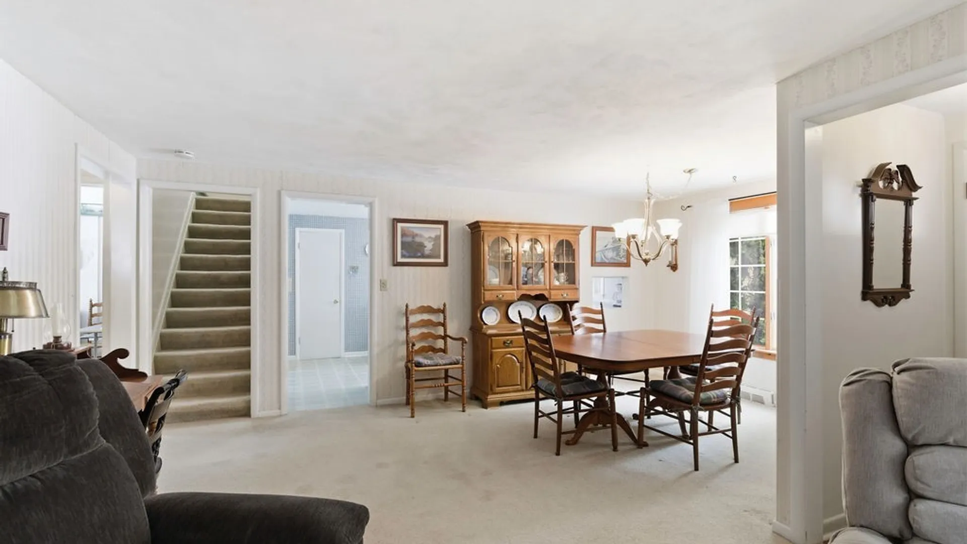 Property at 7 Trelign Drive, Cicero, NY 13212 5