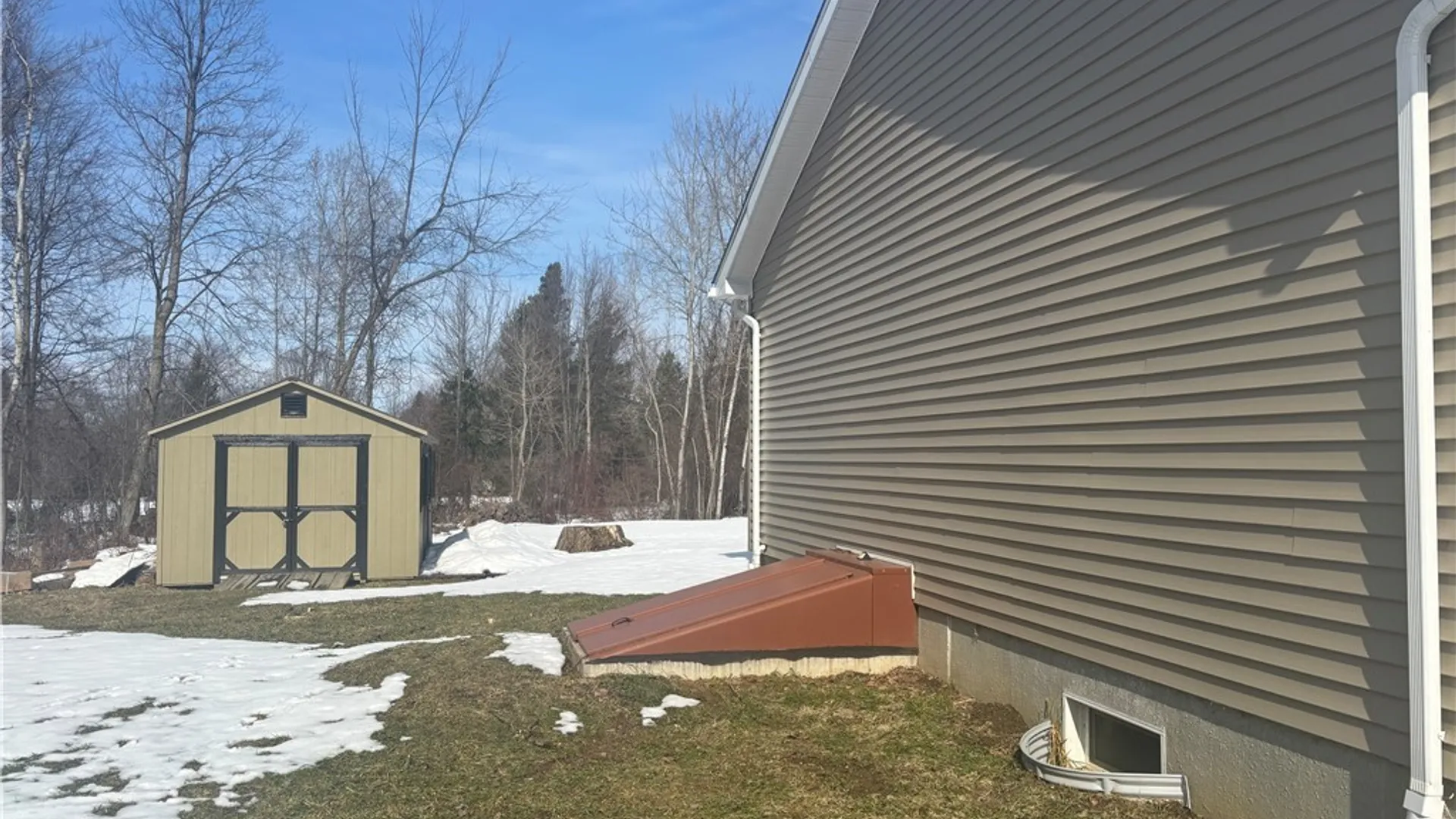 Property at 658 Adams Avenue, Evans, NY 14006 4