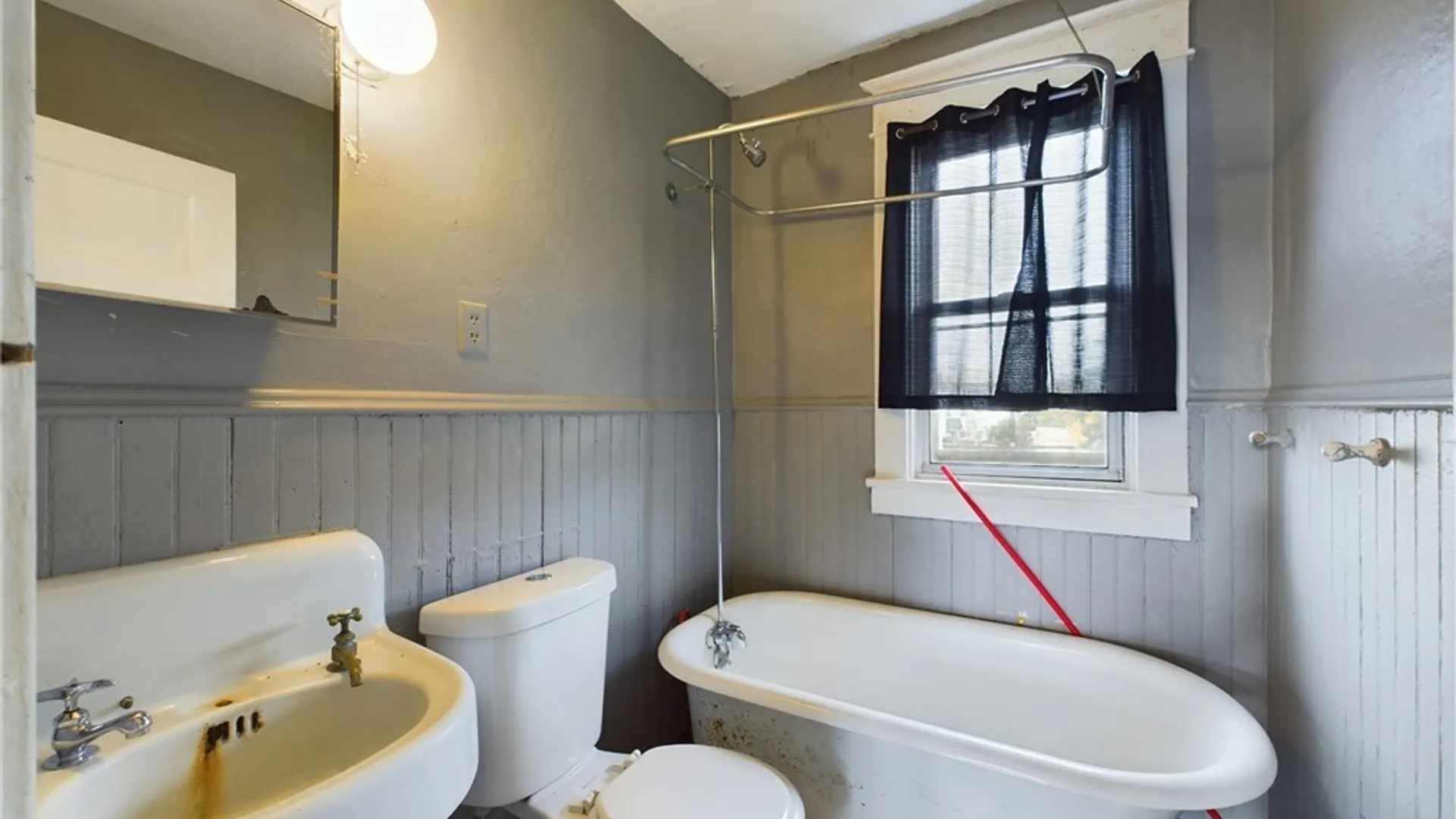 Property at 106 Esser Avenue, Buffalo, NY 14207 6