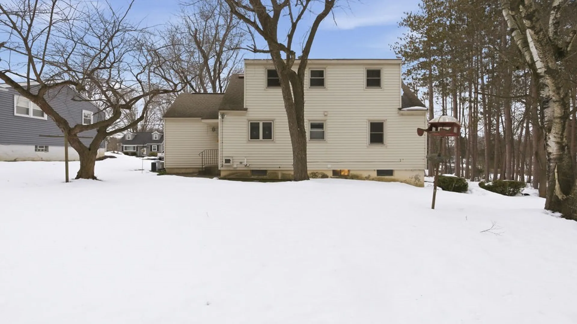 Property at 205 Broadmoor Drive, Camillus, NY 13031 12