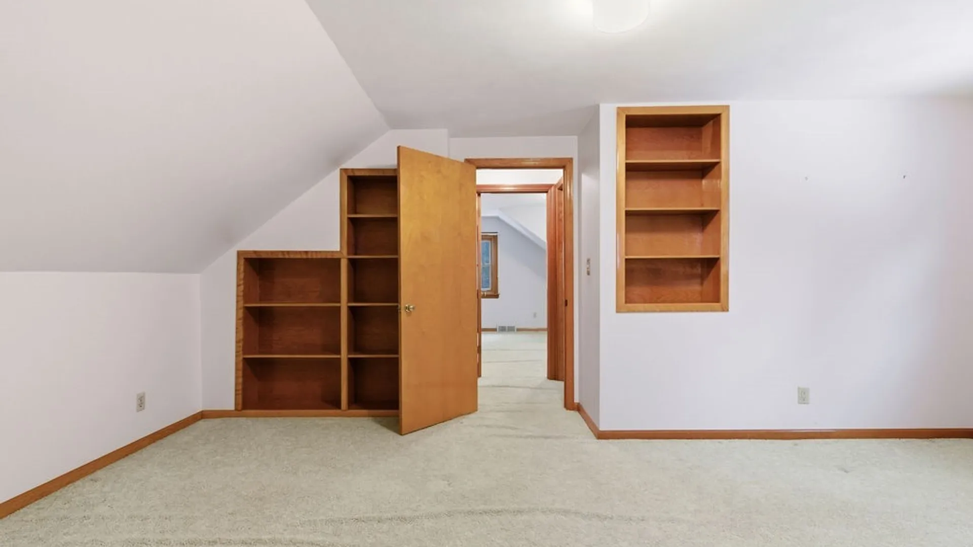 Property at 205 Broadmoor Drive, Camillus, NY 13031 40