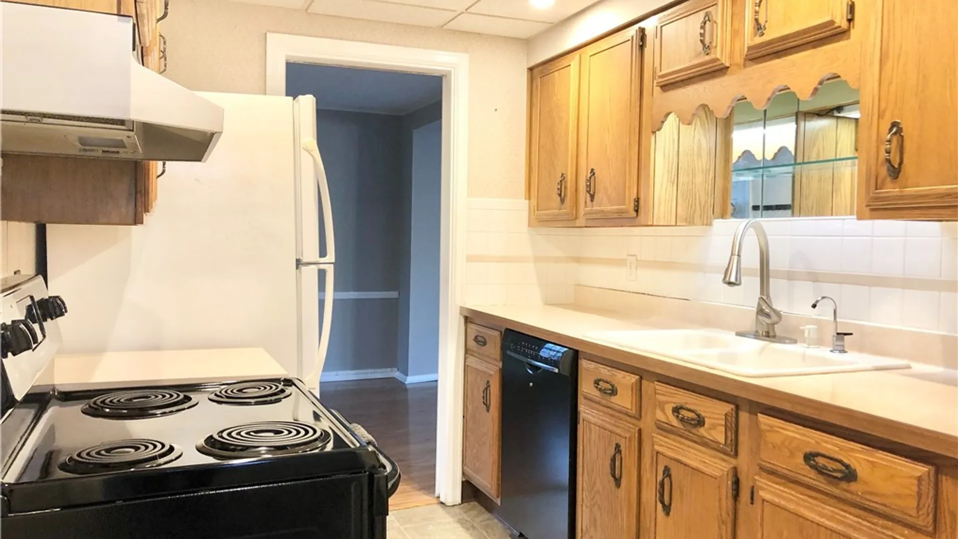 Property at 200 Koenig Road, Tonawanda, NY 14150 3