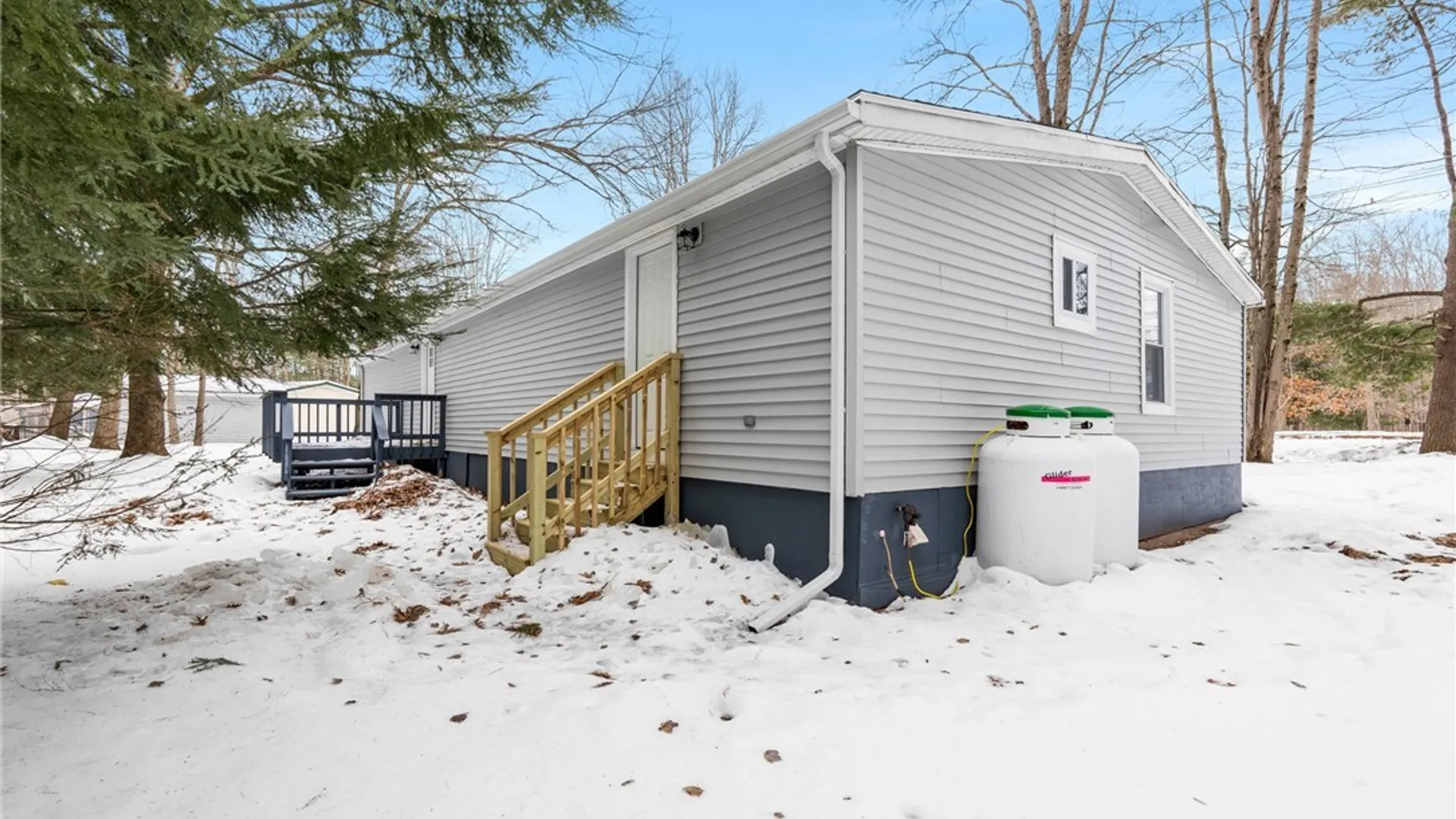Property at 808 Mcclanathan Avenue, Vienna, NY 13308 40