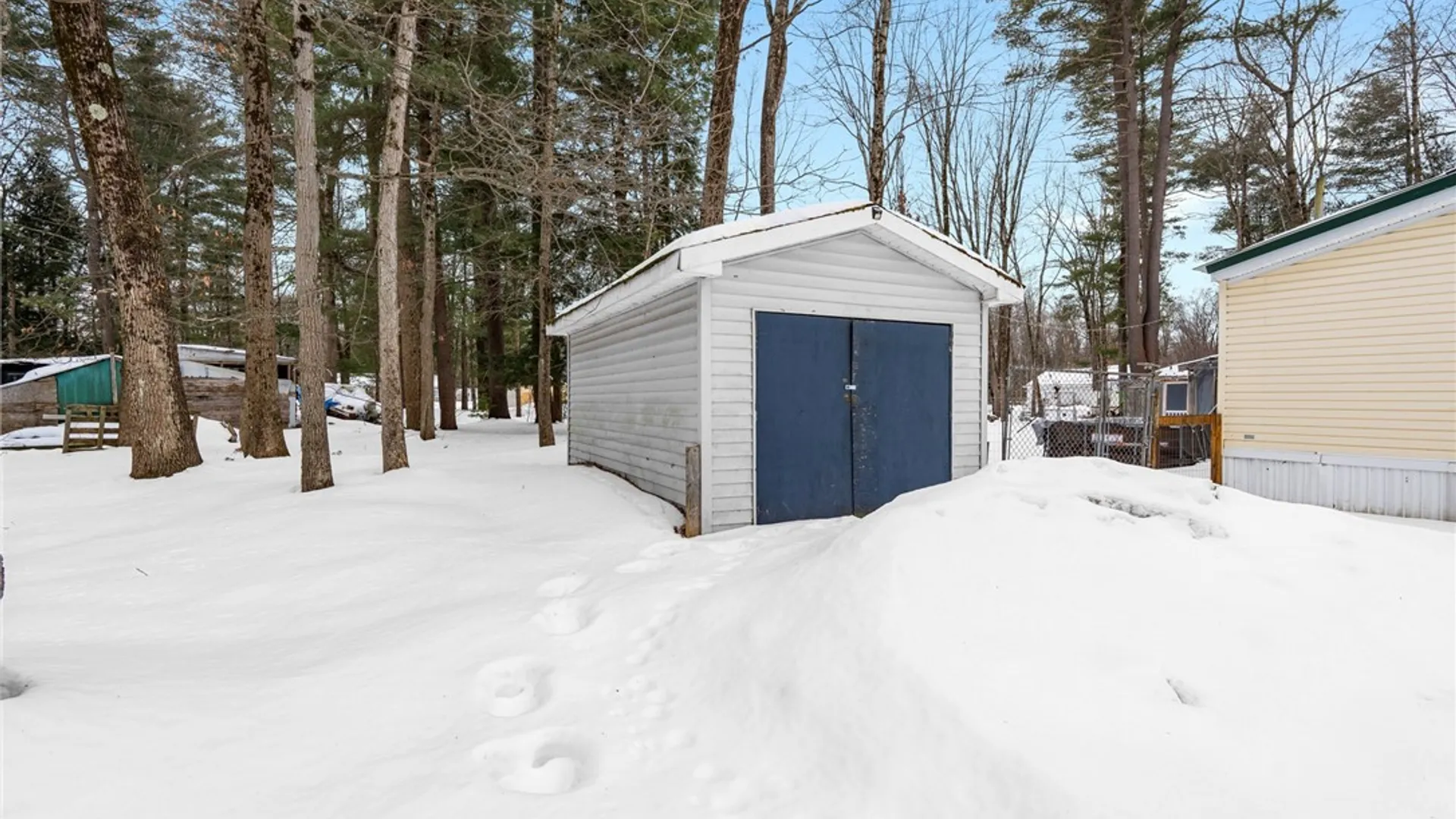 Property at 808 Mcclanathan Avenue, Vienna, NY 13308 41