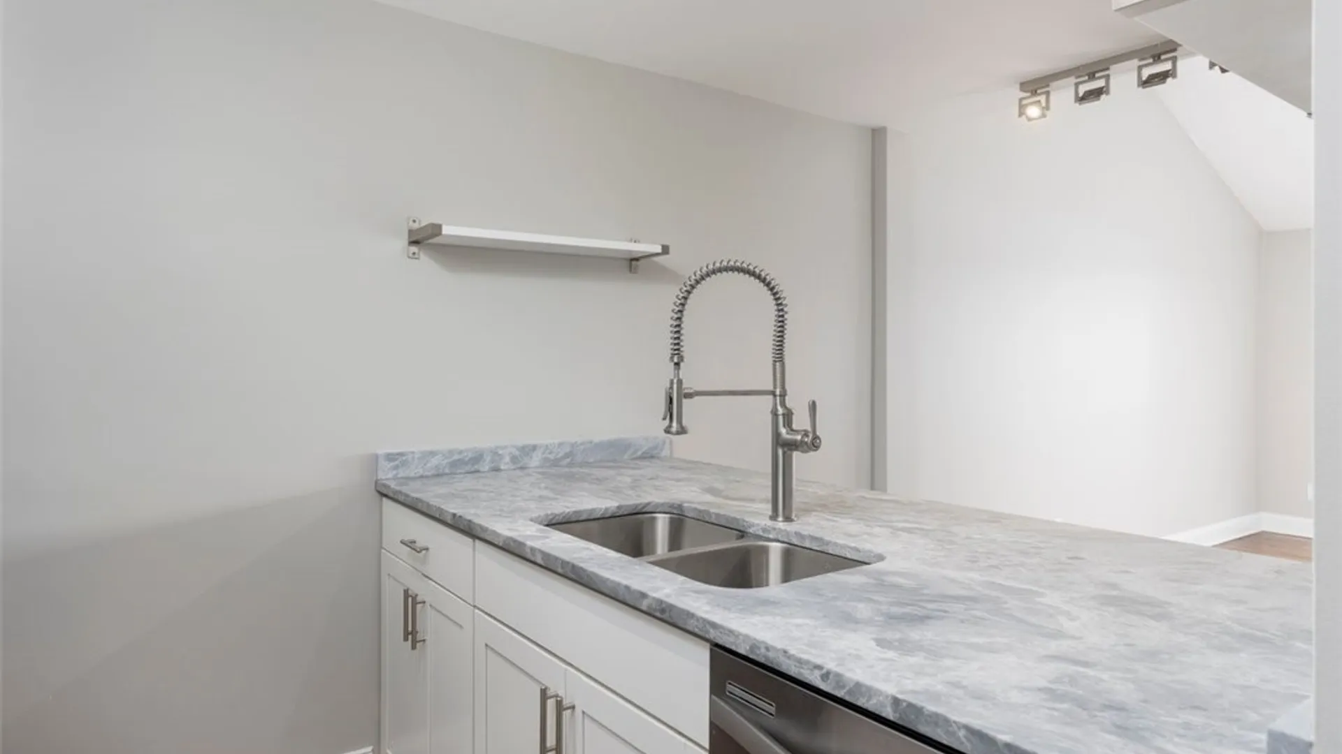 Property at 71 Tralee Terrace, Amherst, NY 14051 11