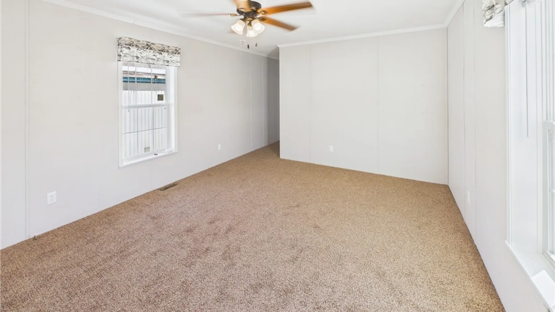 Property at 7898 Boston State Road, Hamburg, NY 14075 11