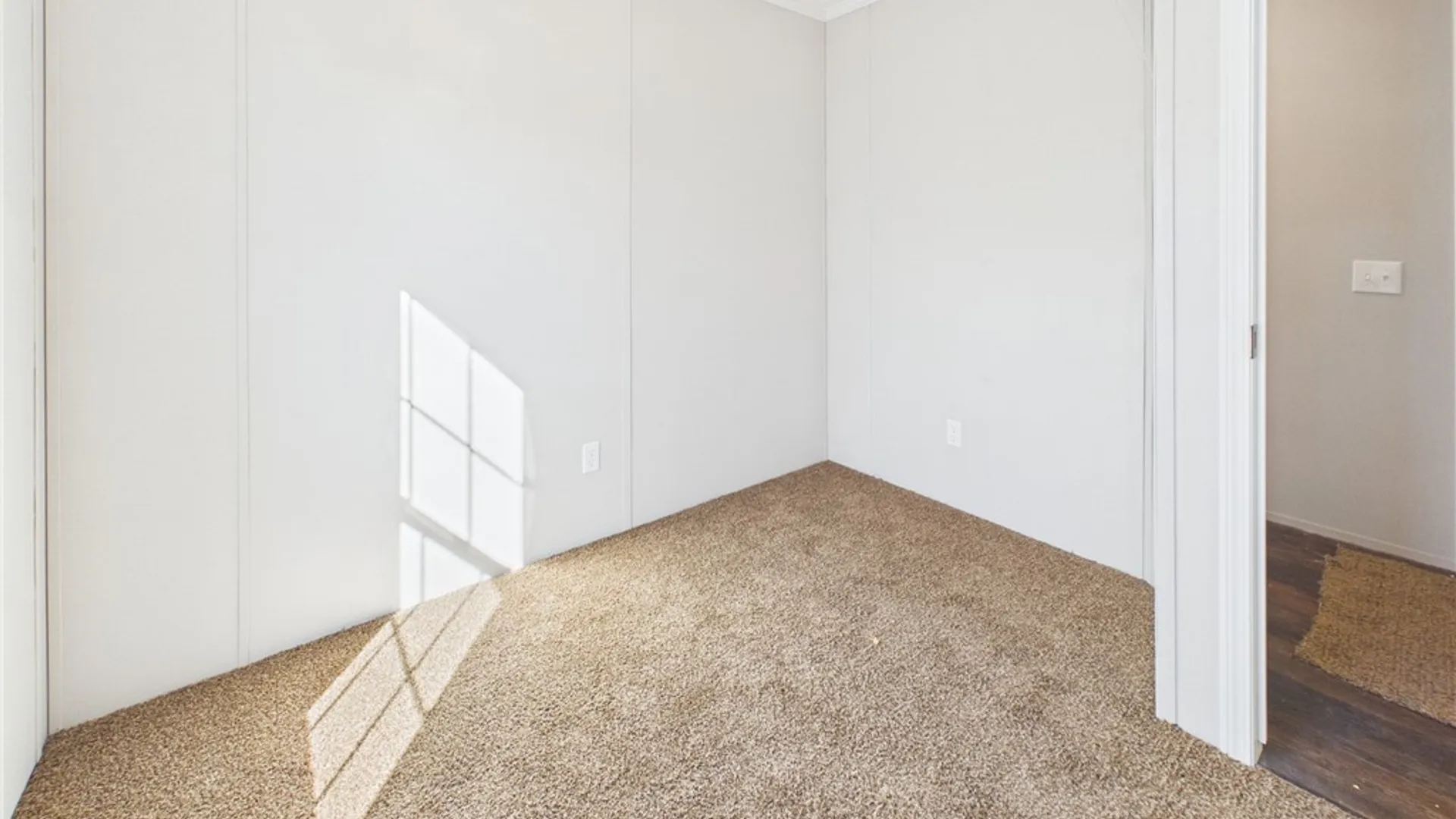 Property at 7898 Boston State Road, Hamburg, NY 14075 6