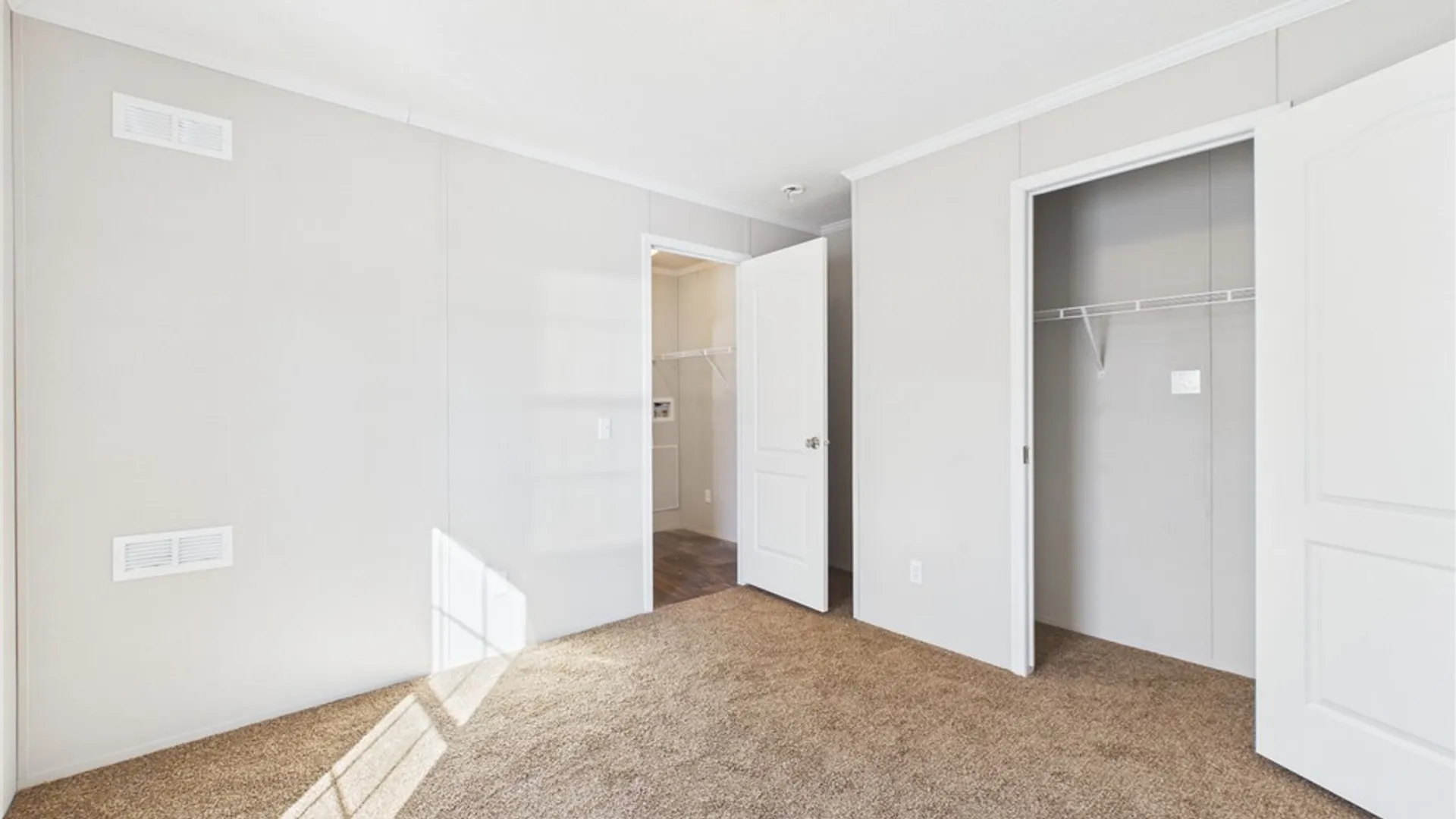 Property at 7898 Boston State Road, Hamburg, NY 14075 8